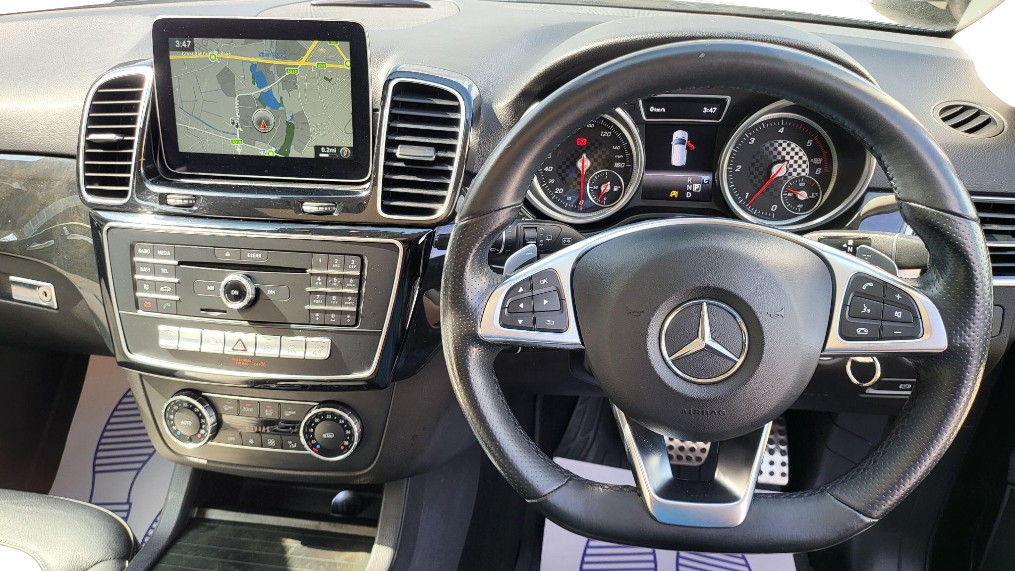Mercedes-Benz Gle view 31