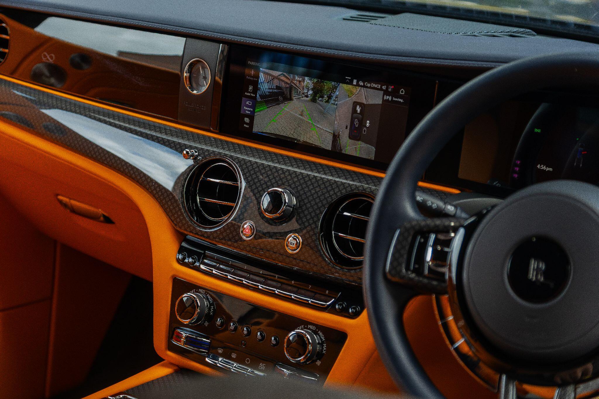 Rolls-Royce Spectre view 22