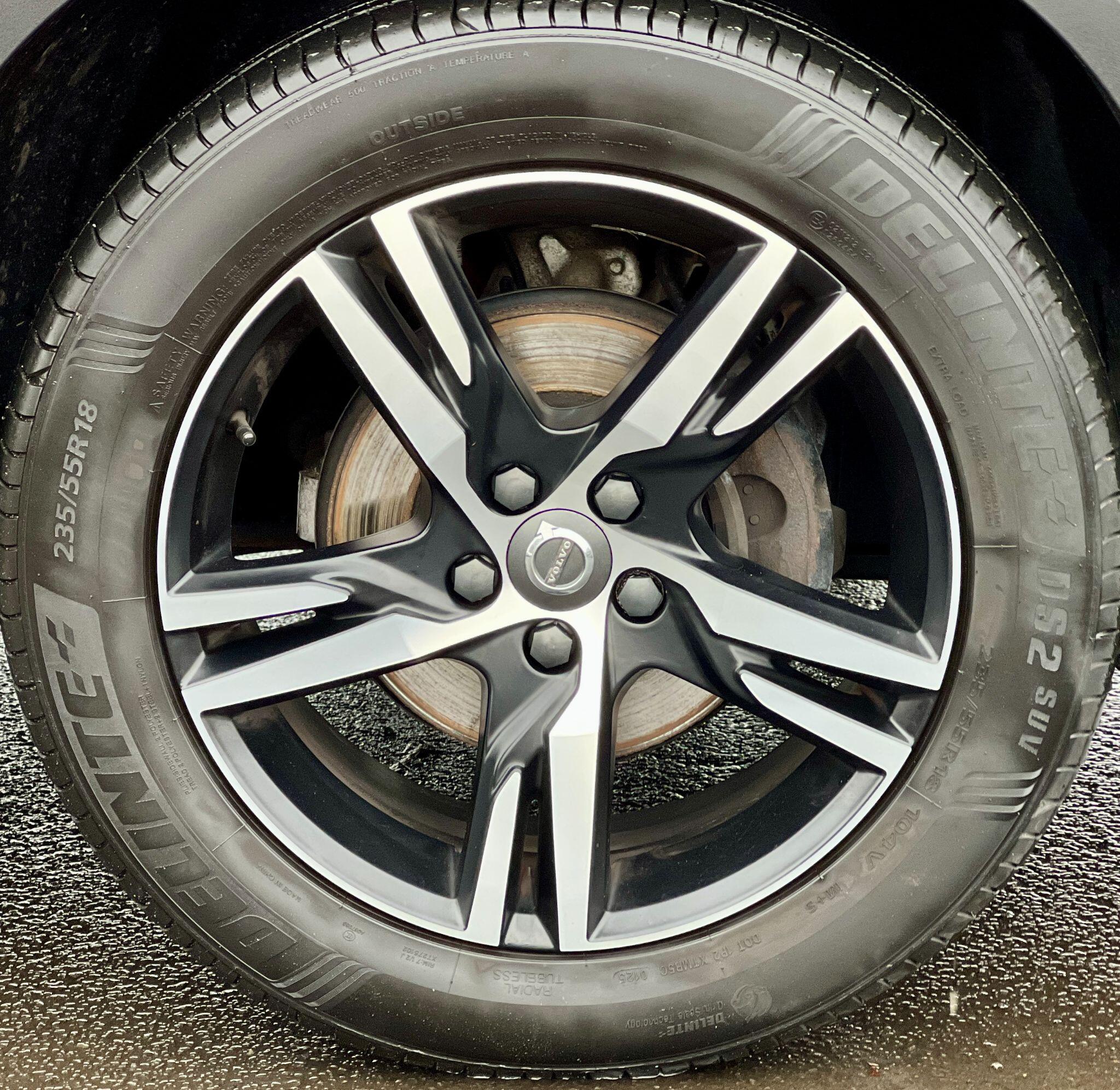 Volvo XC40 view 30