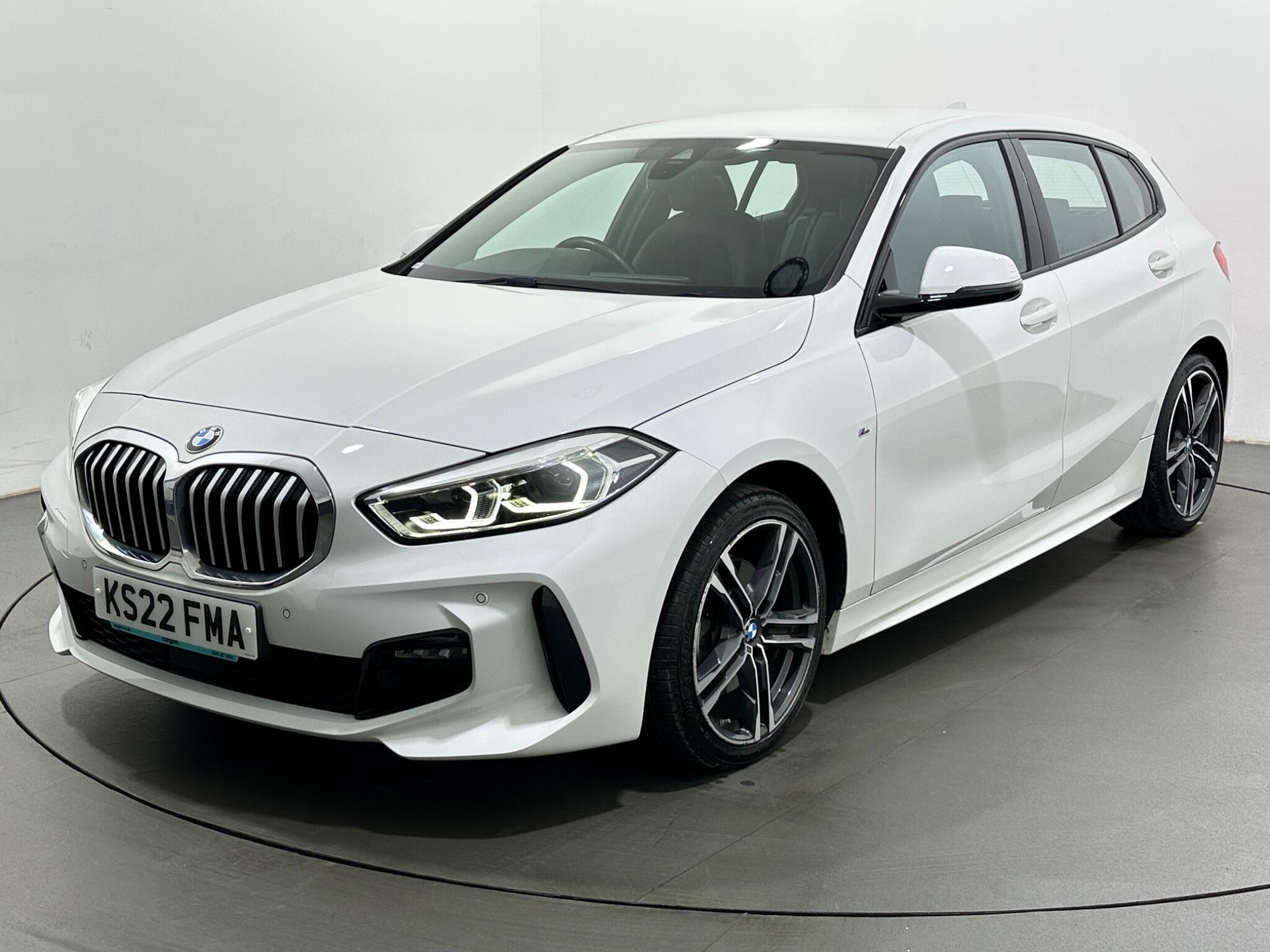 BMW 1 Series view 55