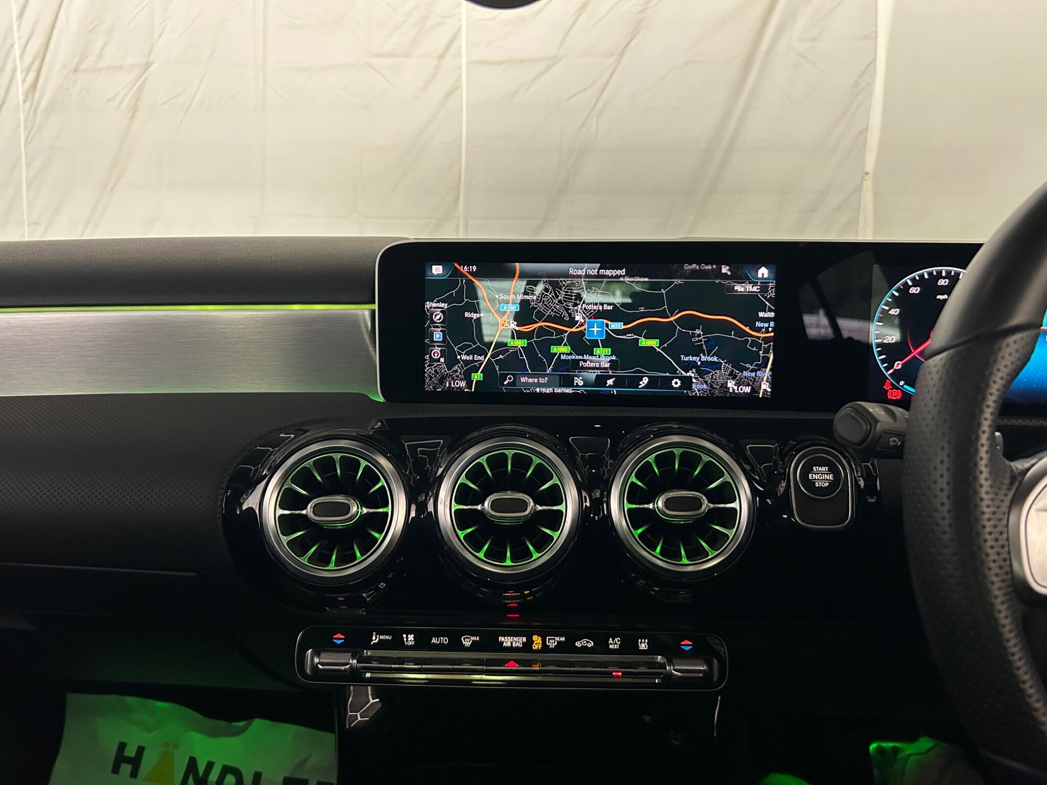 Mercedes-Benz A-Class view 40