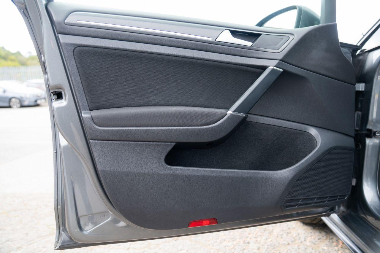 Volkswagen Golf view 55