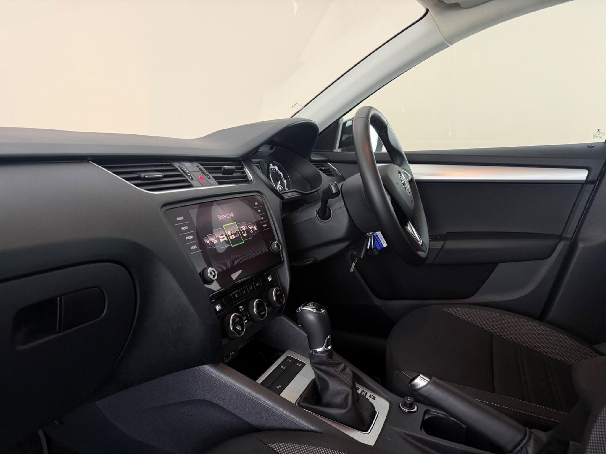 Skoda Octavia view 4