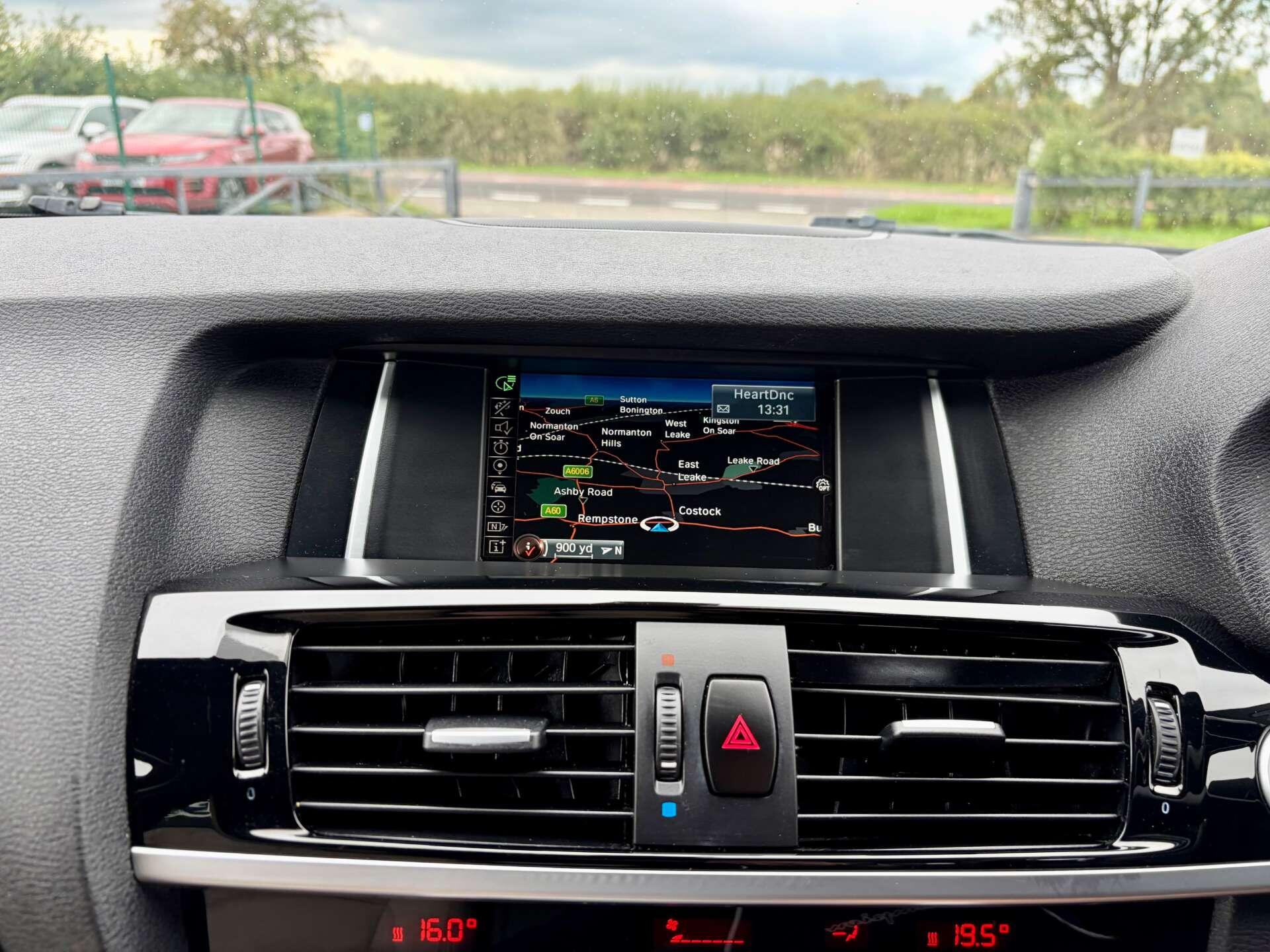 BMW X4 view 56