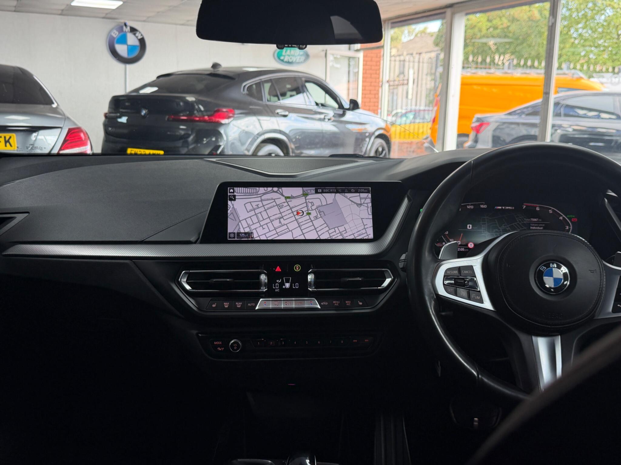 BMW 1 Series view 70