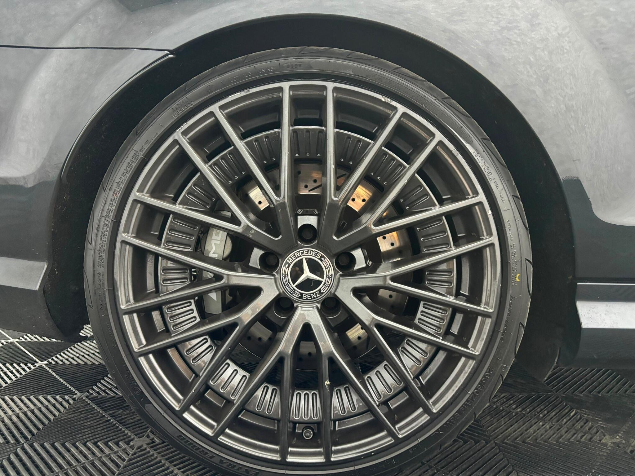 Mercedes-Benz C Class view 31