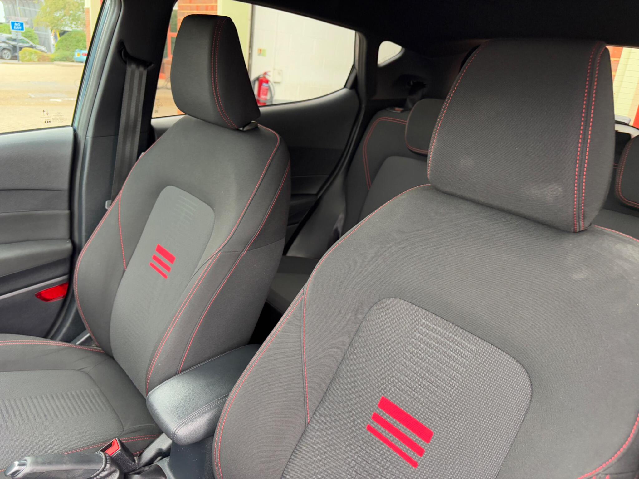Ford Fiesta view 19