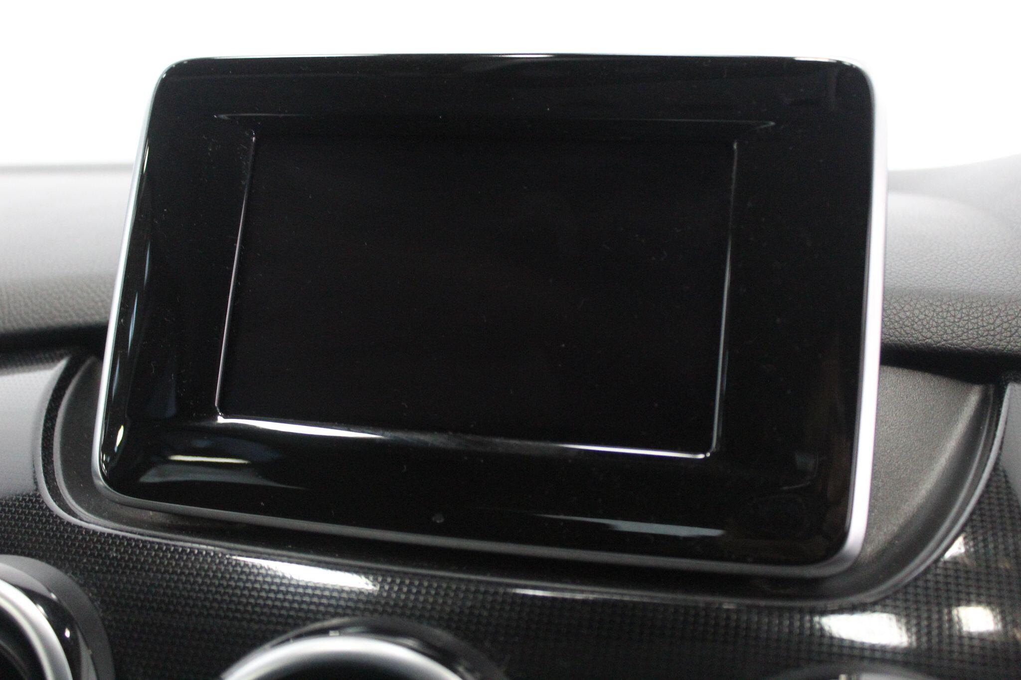 Mercedes-Benz B-Class view 37