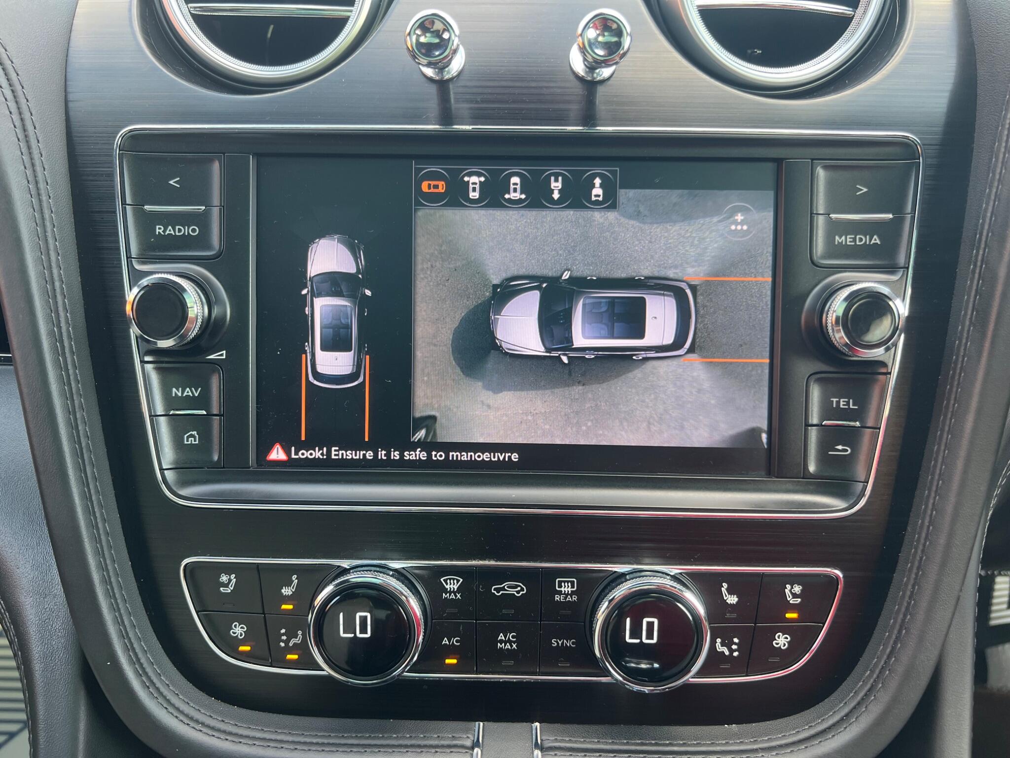 Bentley Bentayga view 62
