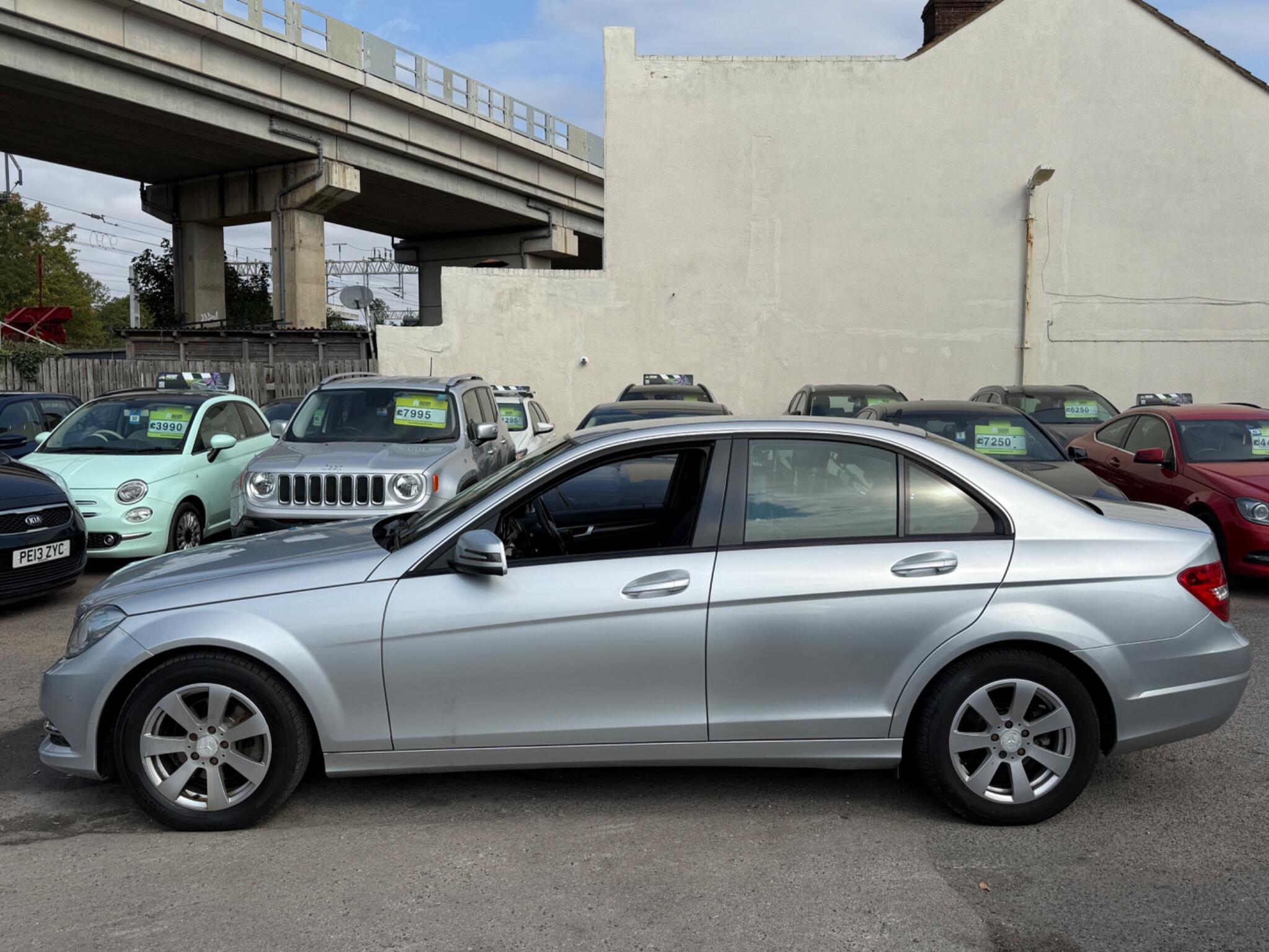 Mercedes-Benz C Class - Image 10