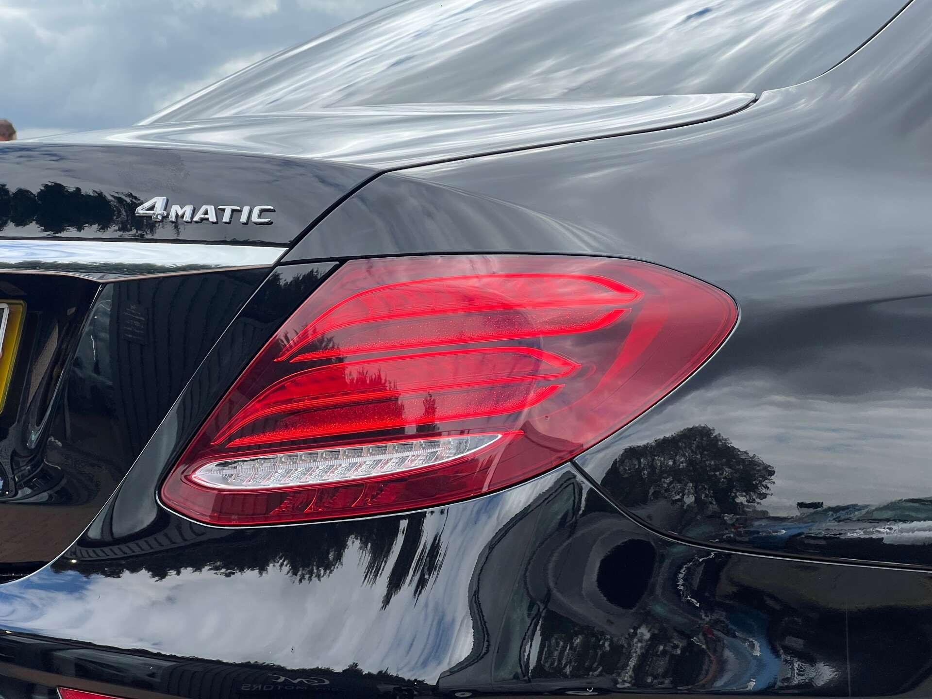 Mercedes-Benz E-Class view 8