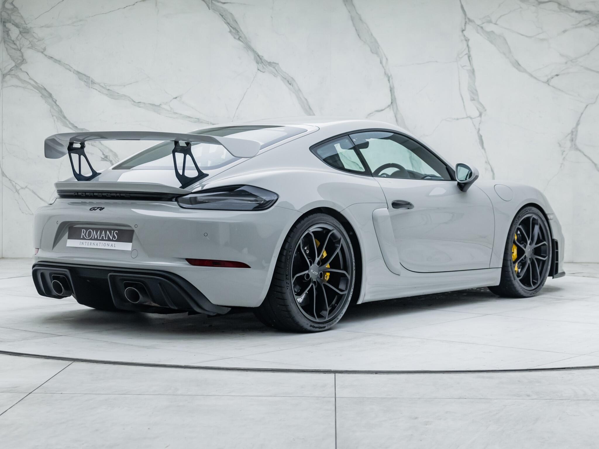 Porsche Cayman view 6