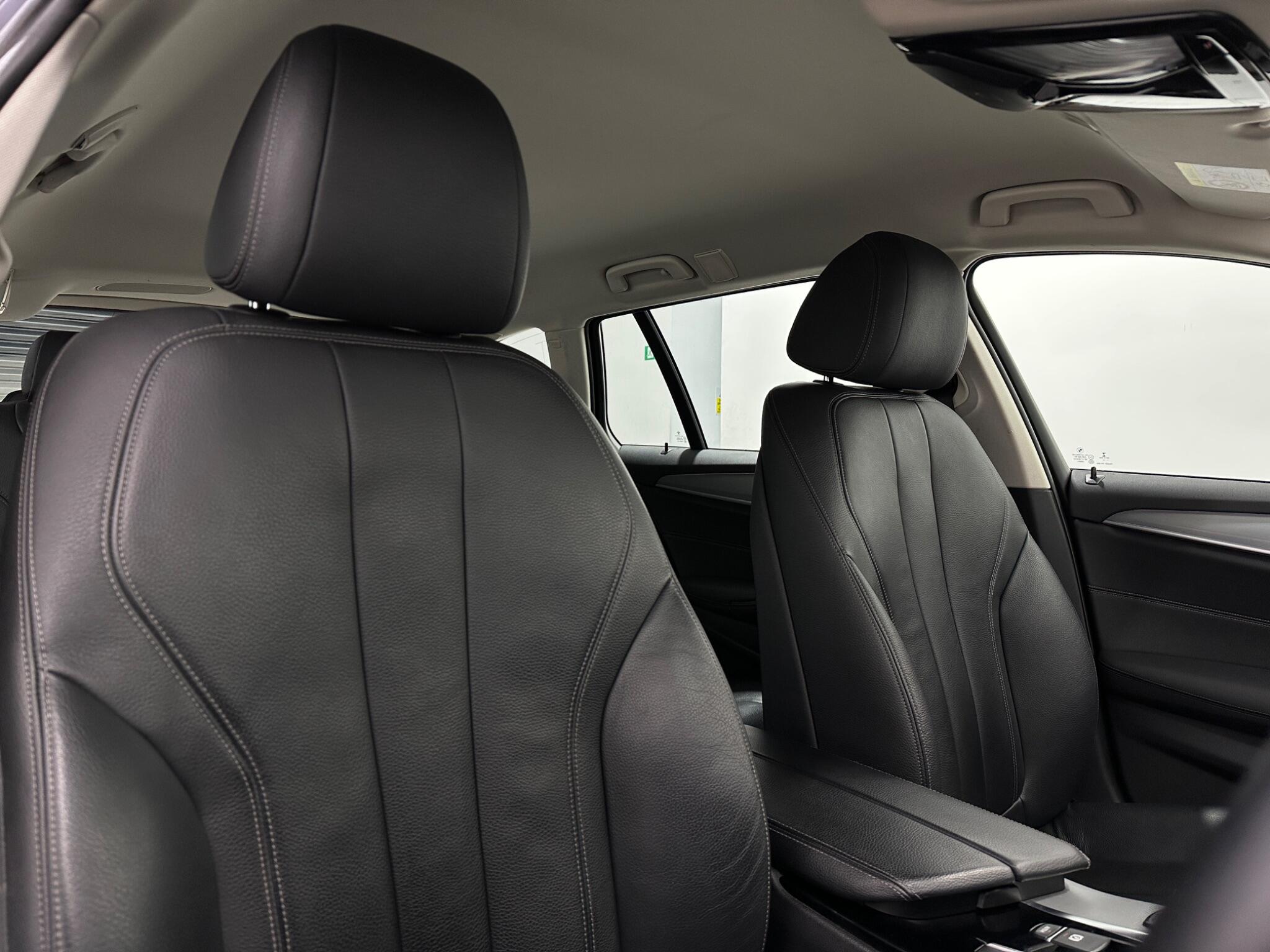 BMW 5 Series view 34