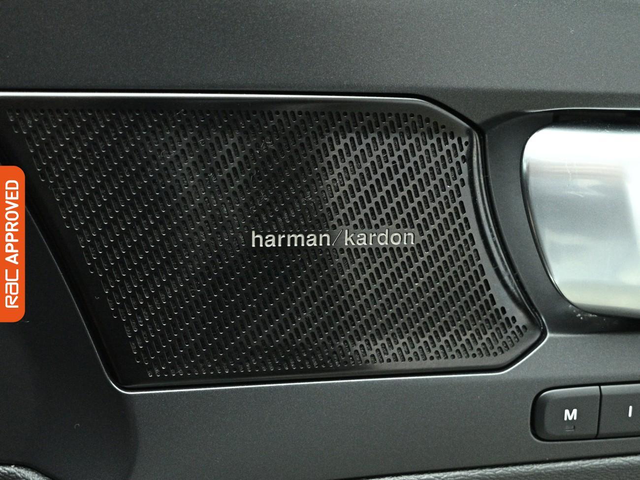 Volvo C40 view 26