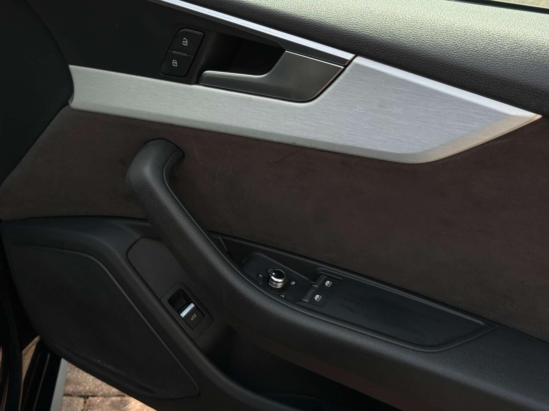 Audi A5 view 32