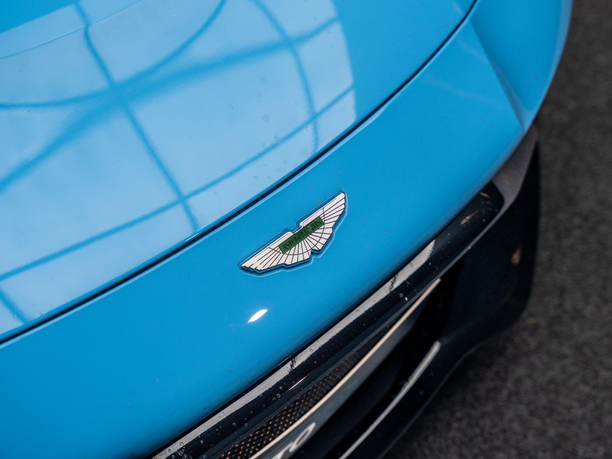 Aston Martin Vantage view 27