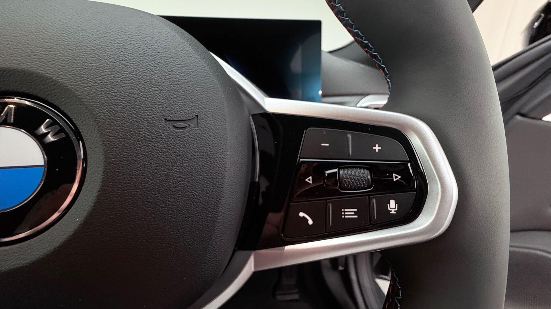 BMW I4 view 18