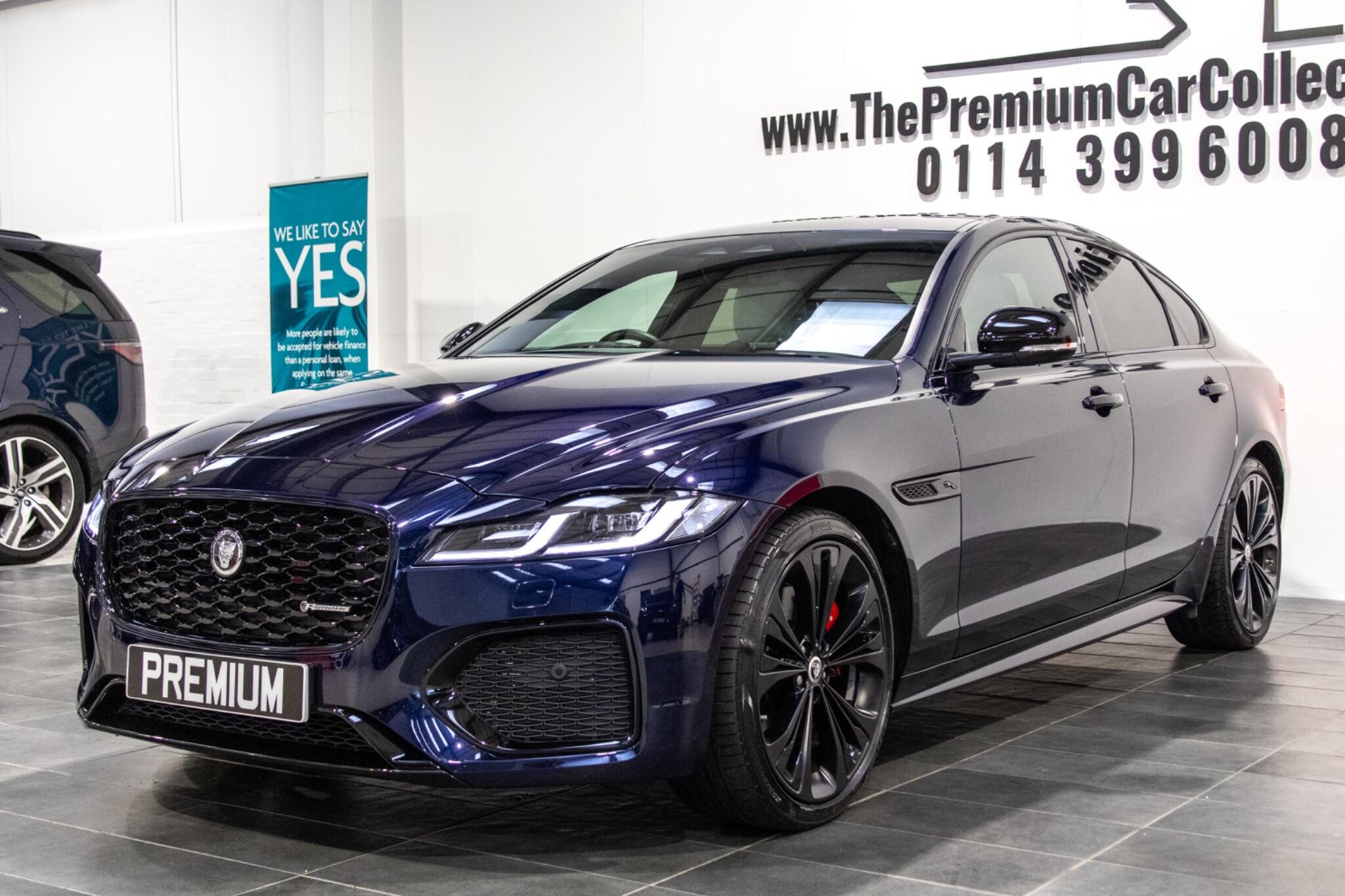 Jaguar XF view 42