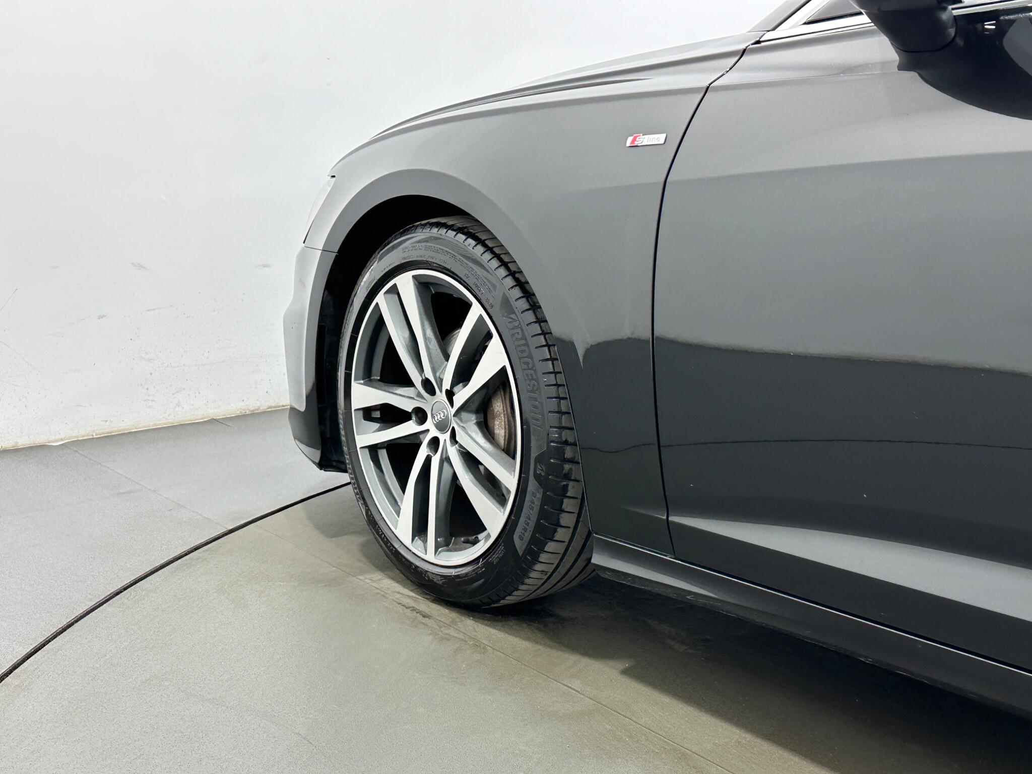 Audi A6 view 50