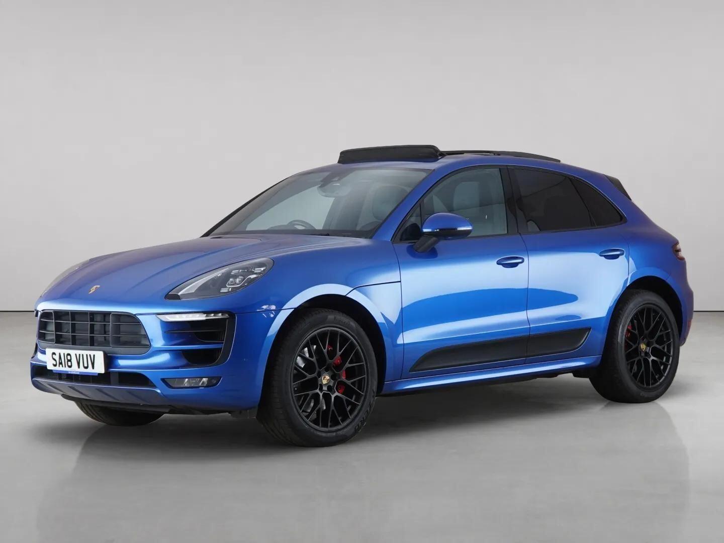 Porsche Macan view 2