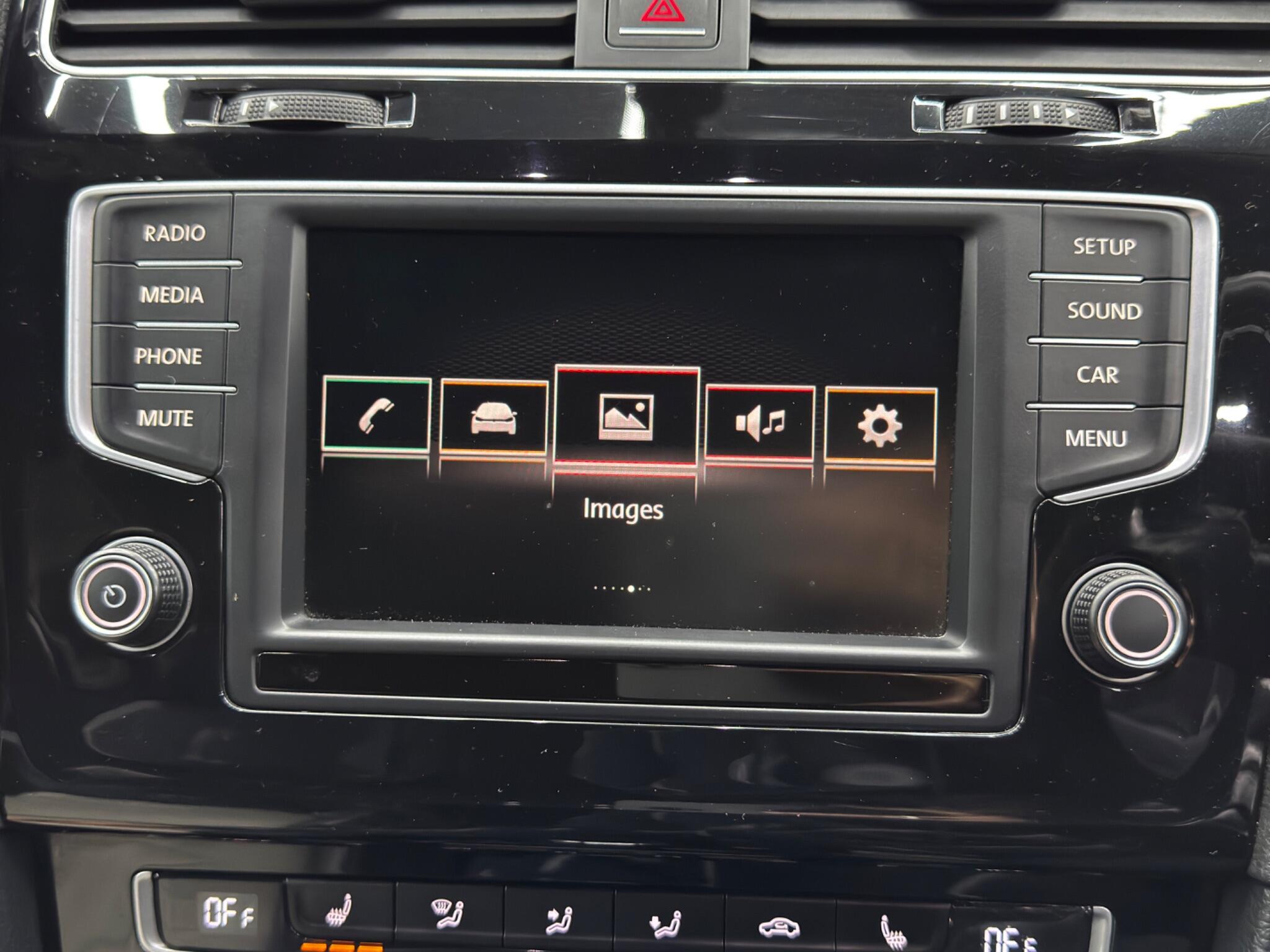 Volkswagen Golf view 30