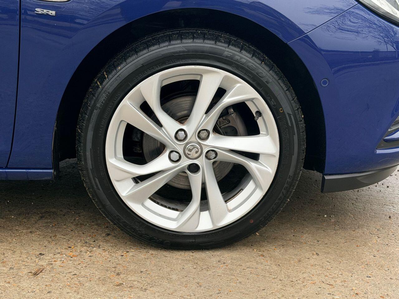 Vauxhall Astra view 14