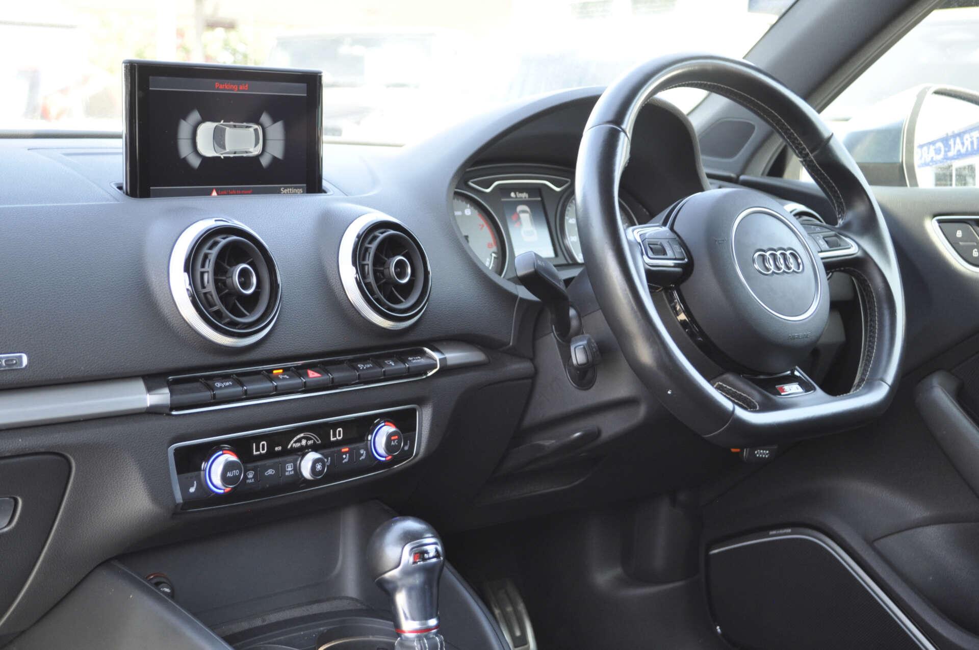 Audi S3 view 14
