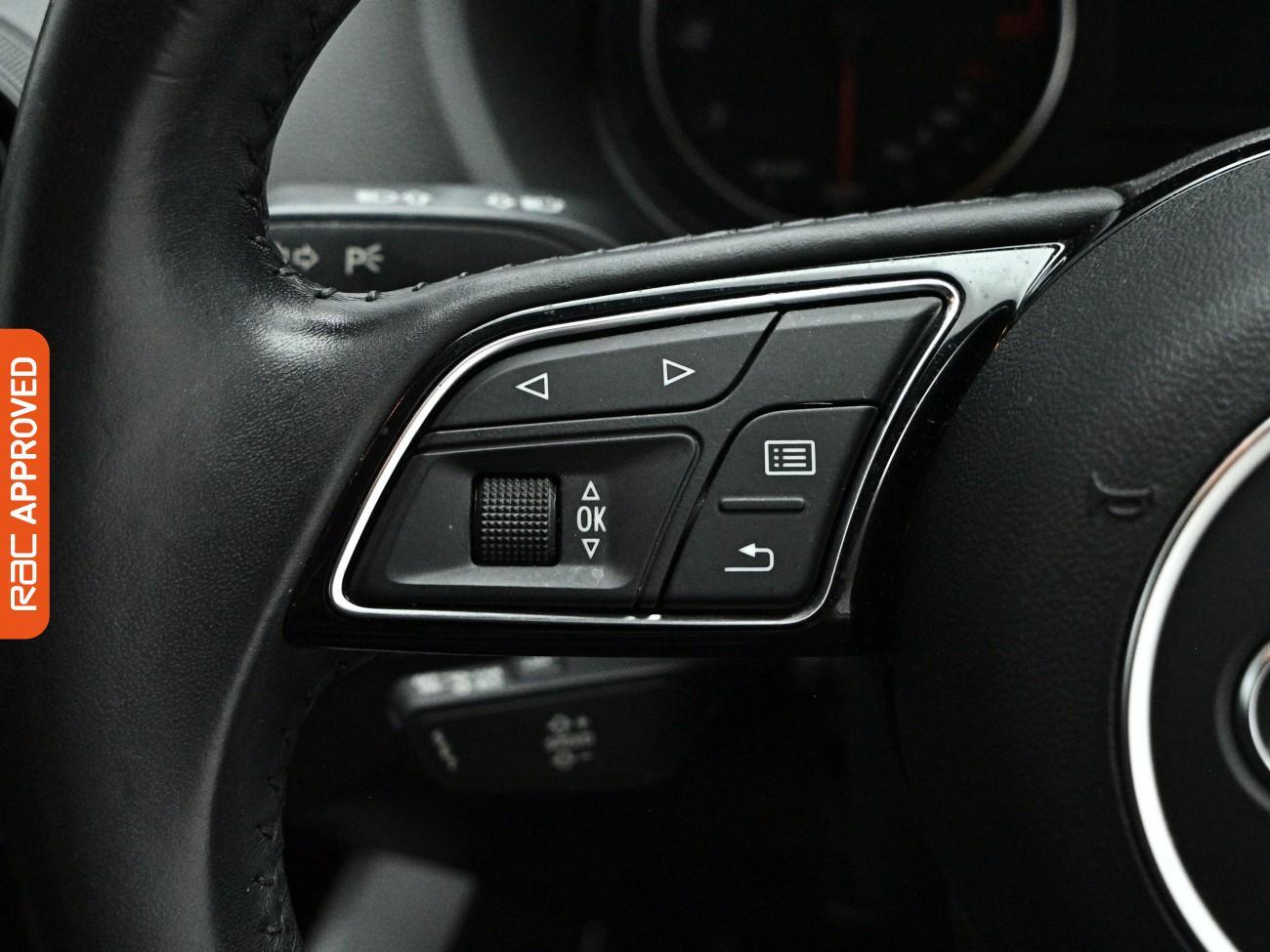 Audi Q2 view 21
