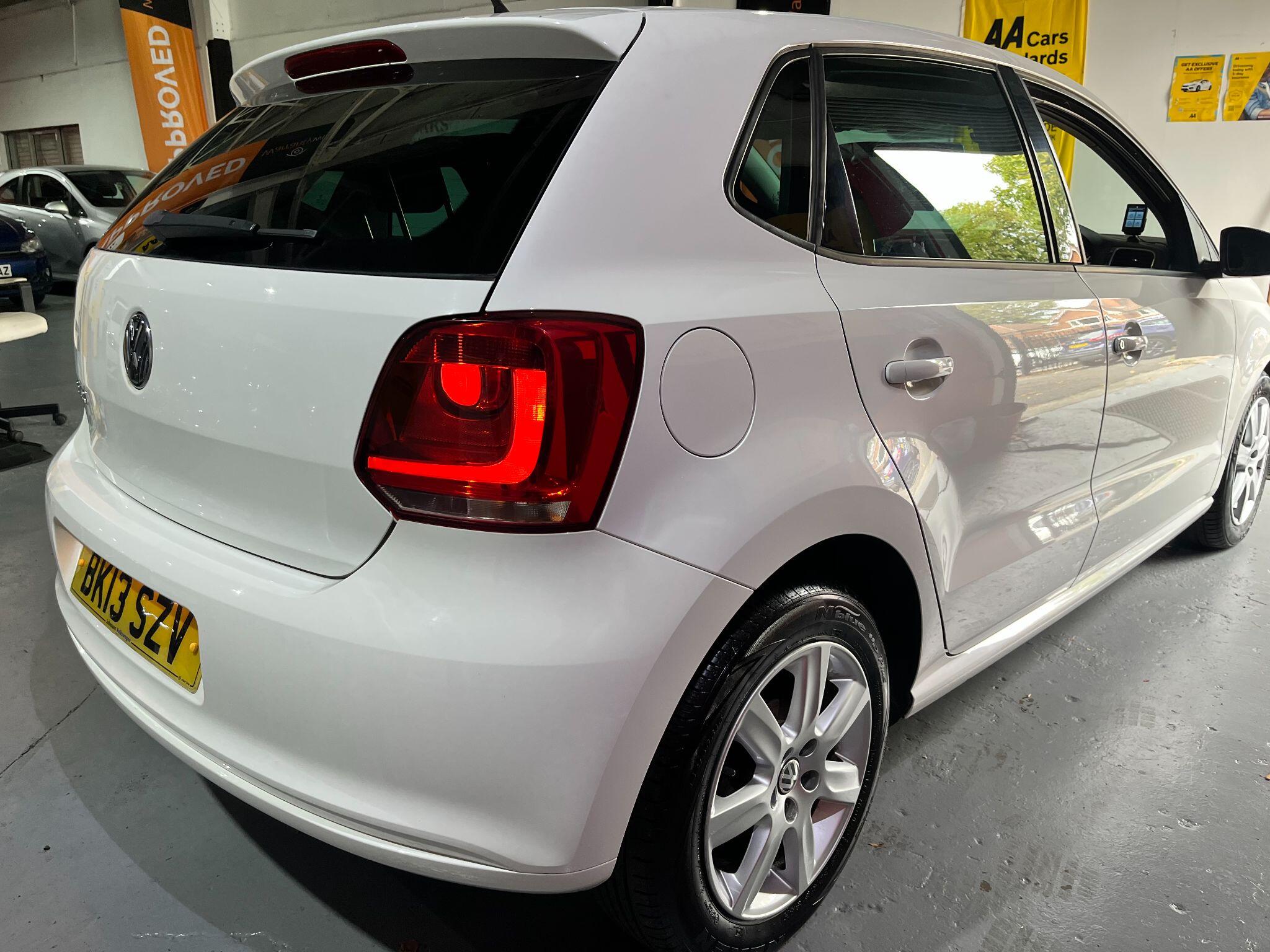 Volkswagen Polo view 58