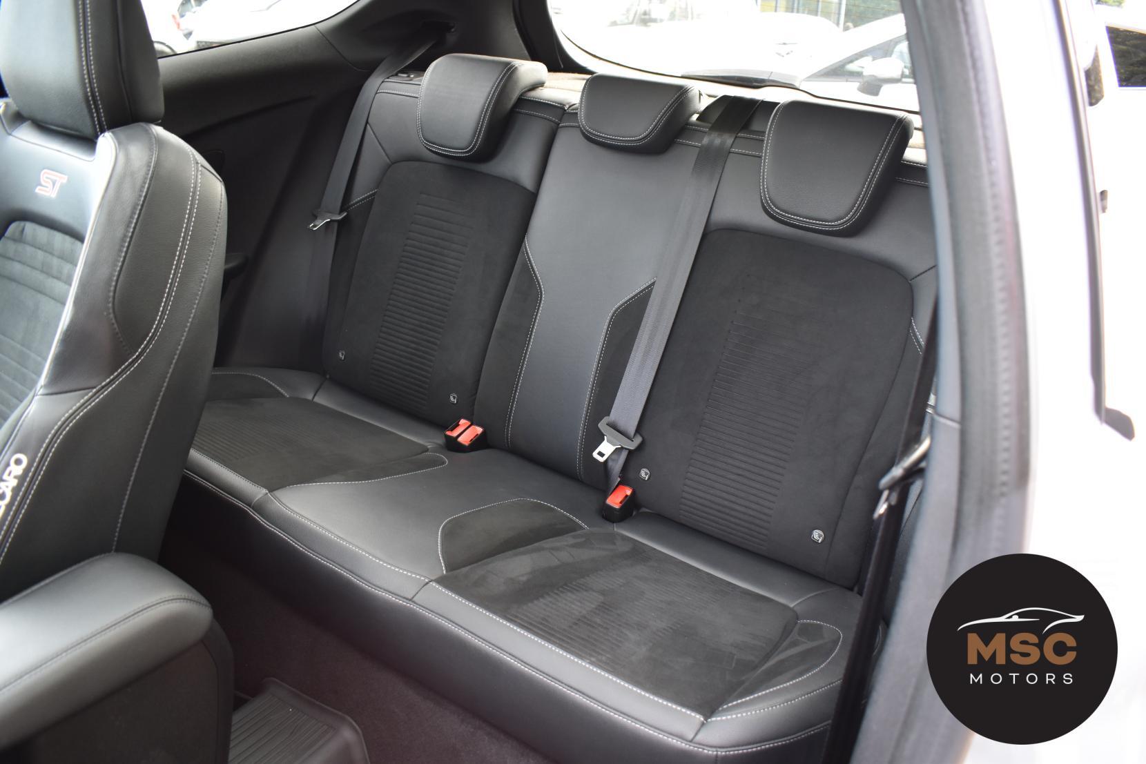 Ford Fiesta view 38
