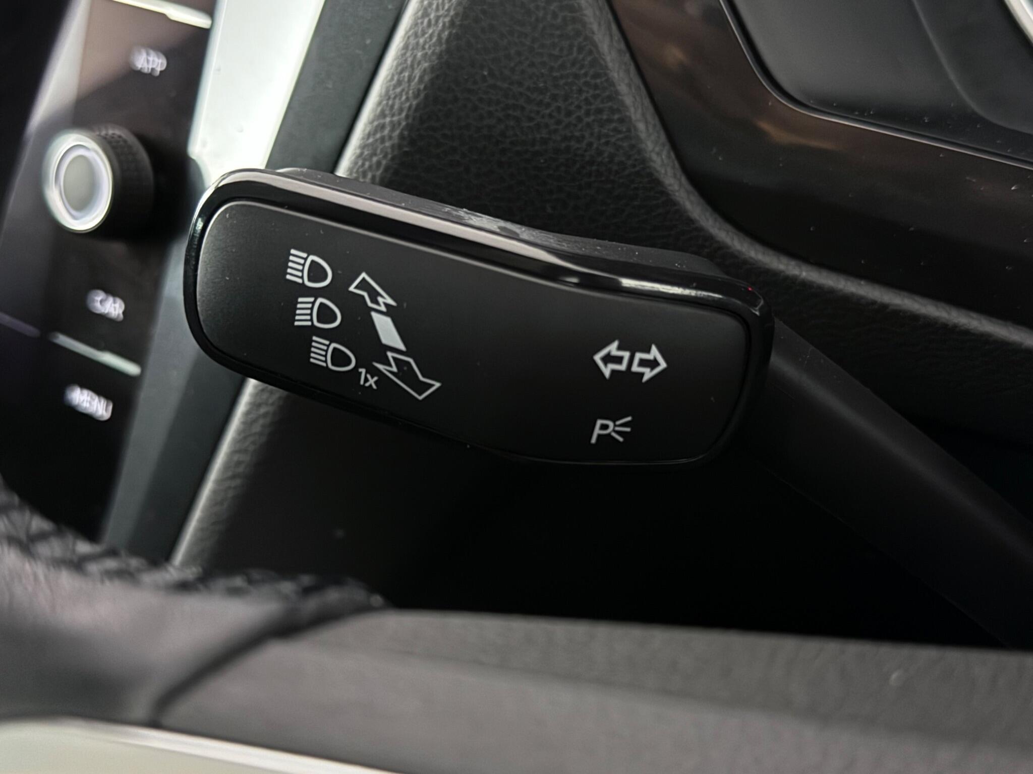 Volkswagen Tiguan view 17