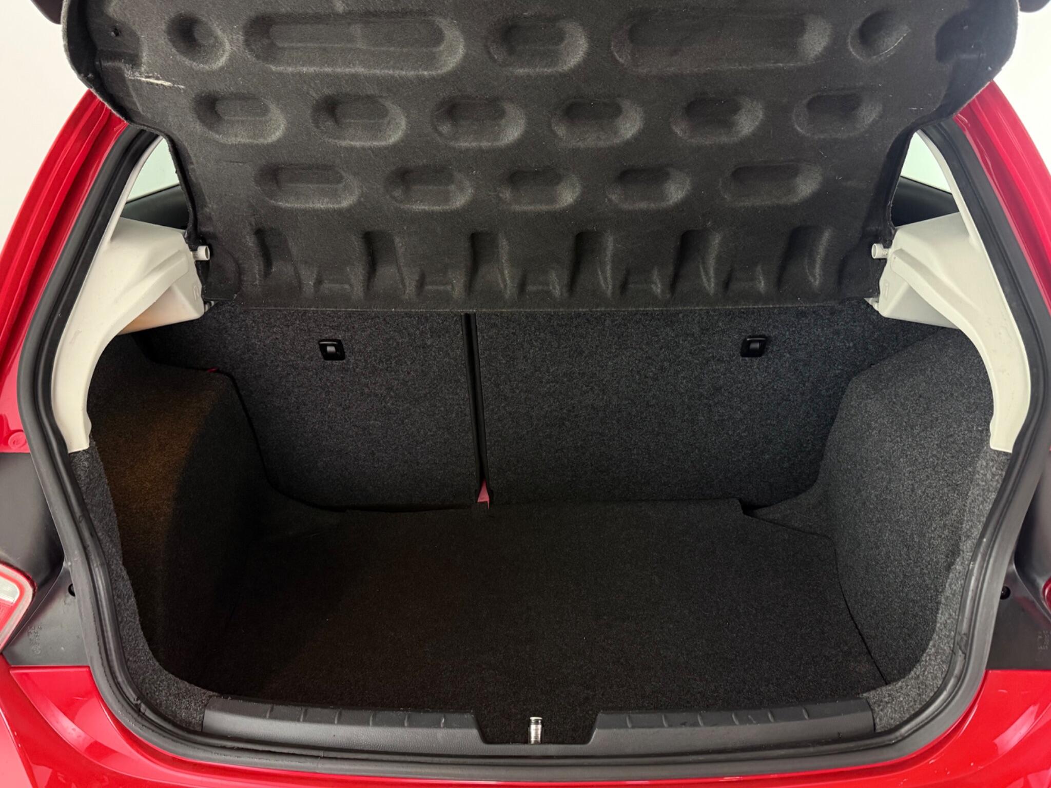 Seat Ibiza view 10