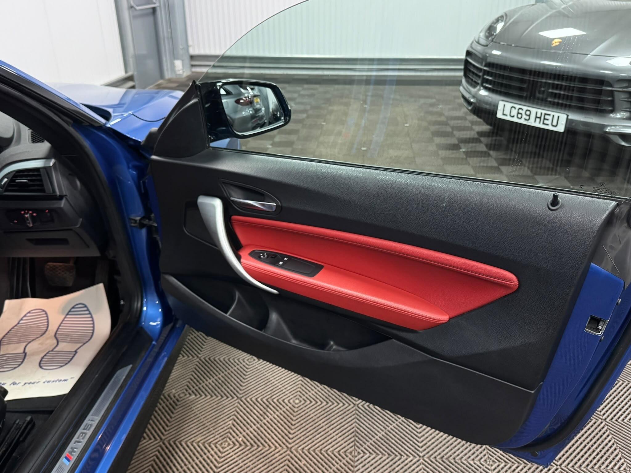 BMW 1 Series view 26