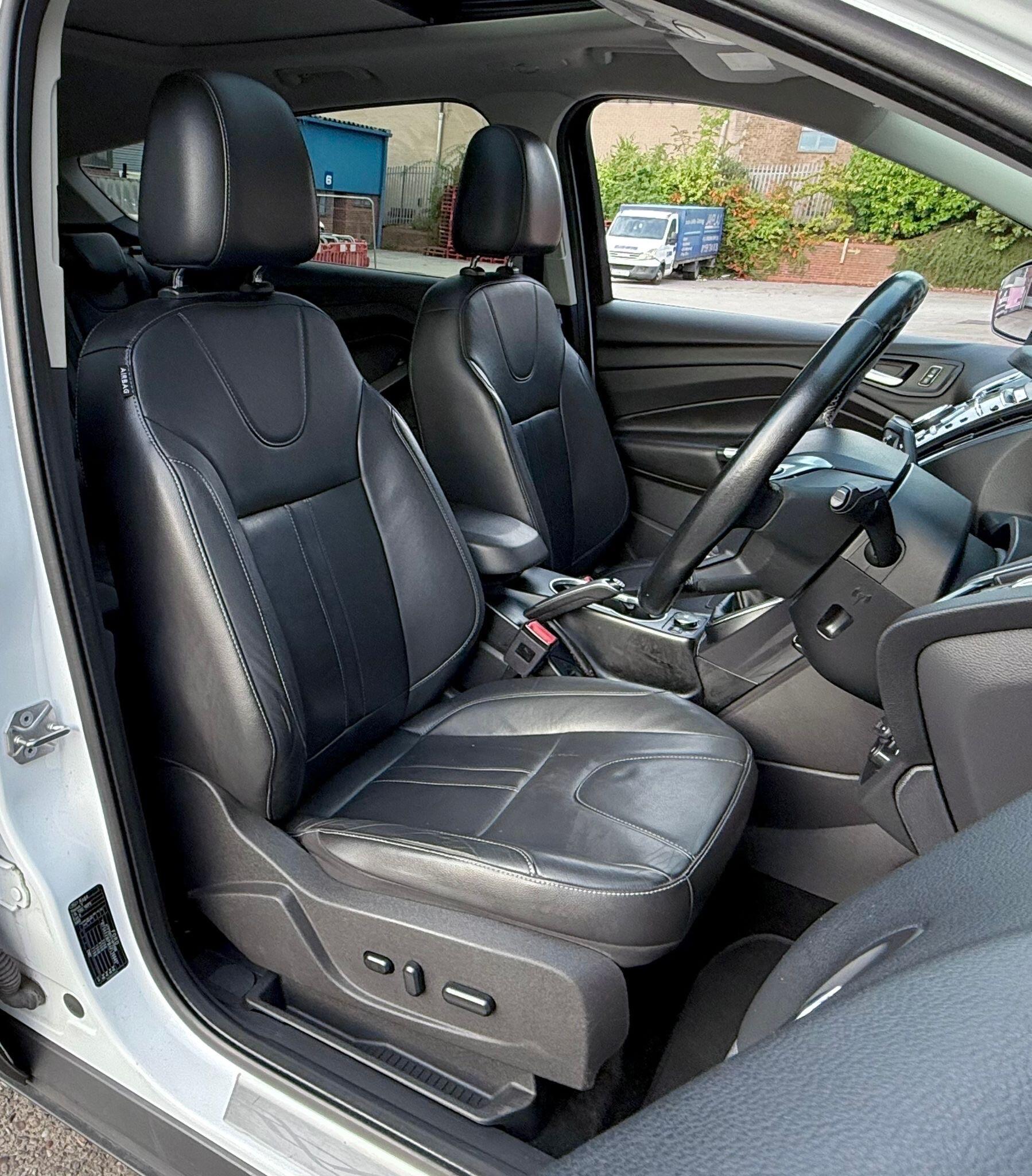 Ford Kuga view 24