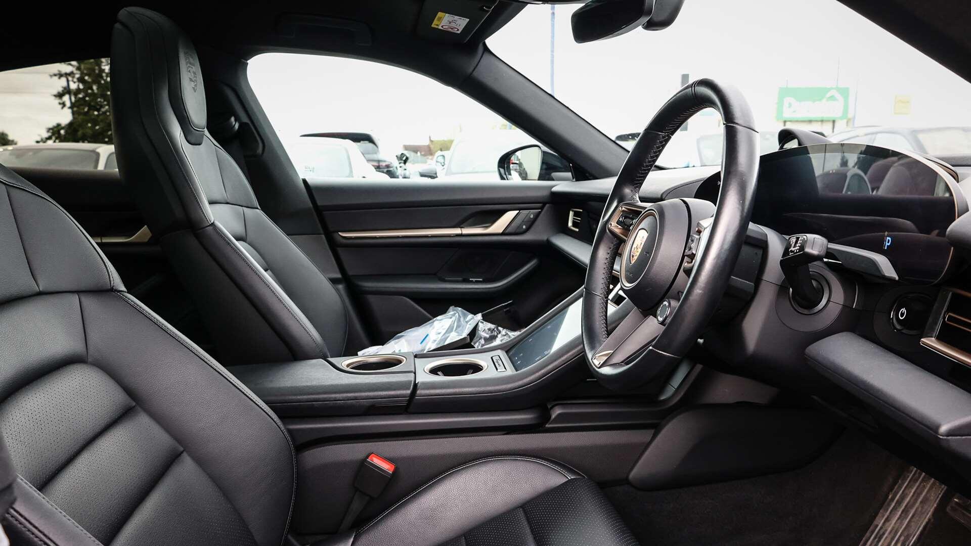Porsche Taycan view 12