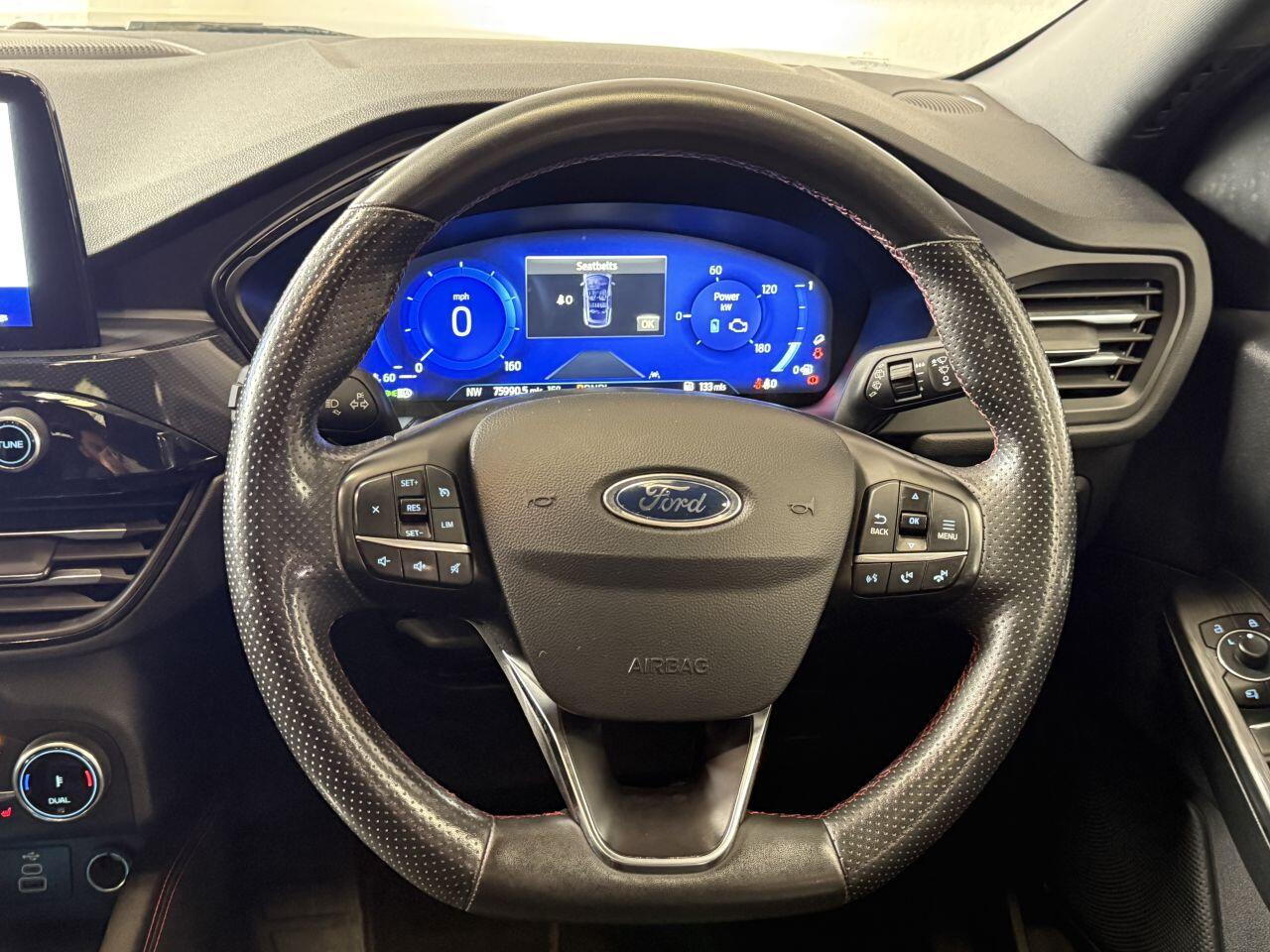 Ford Kuga view 35