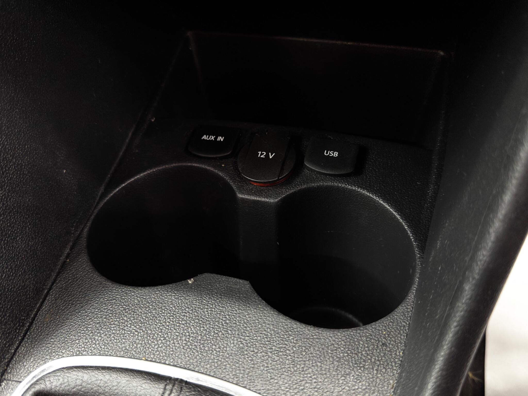Volkswagen Polo view 25