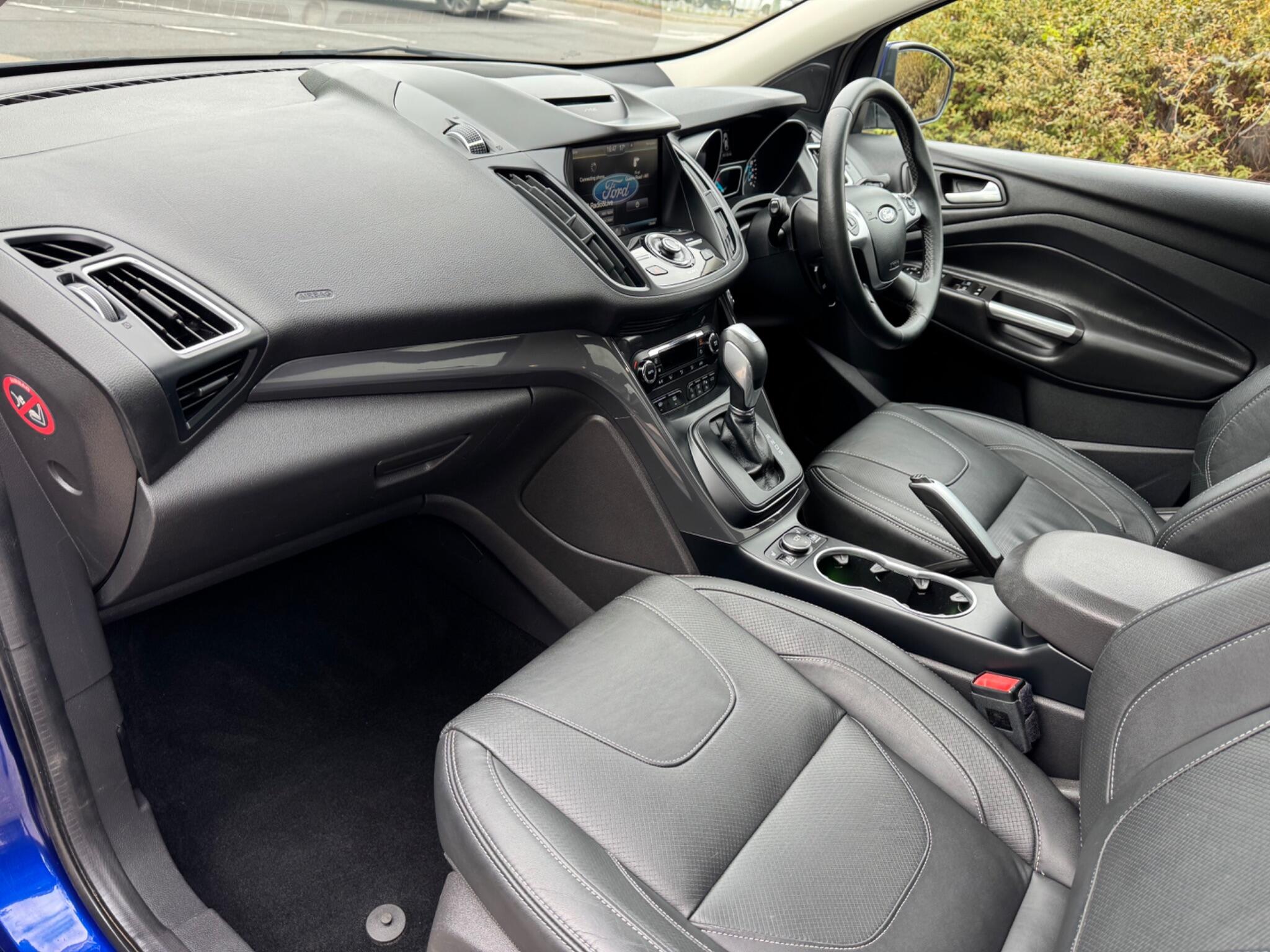 Ford Kuga view 11