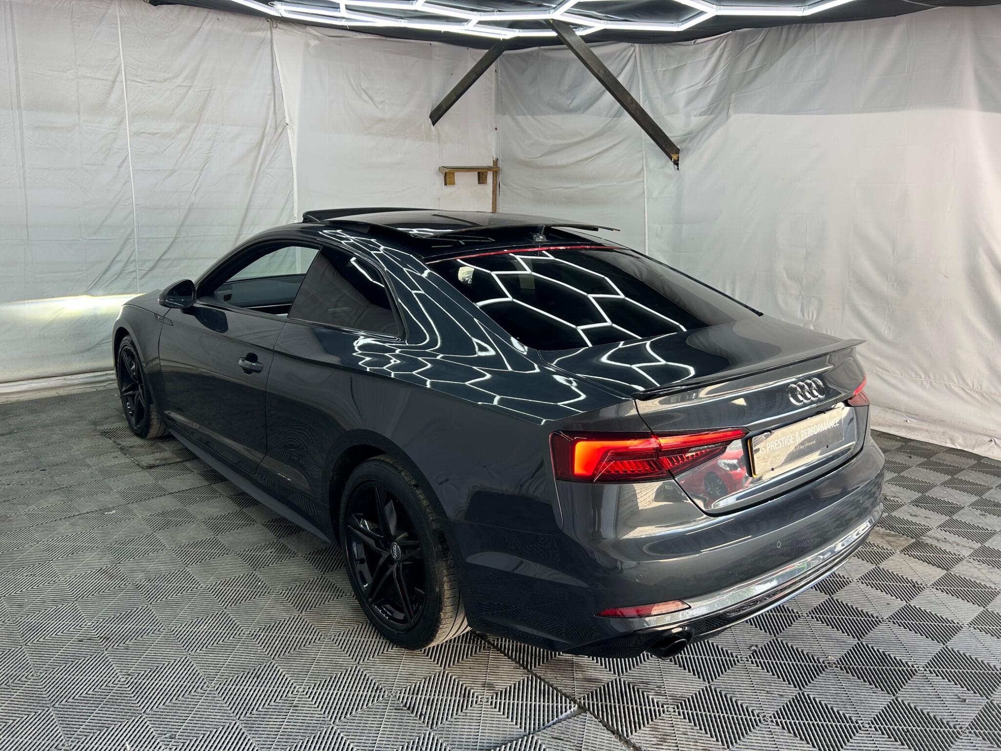 Audi A5 view 4