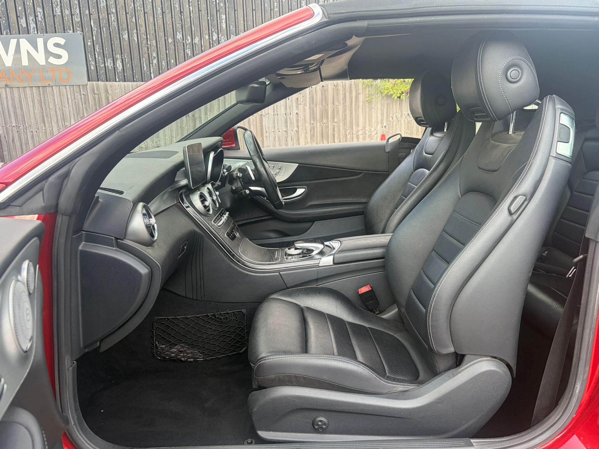 Mercedes-Benz C-Class view 12