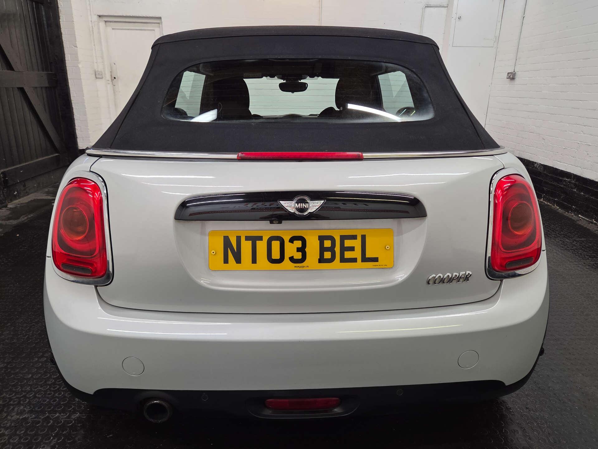 Mini Convertible view 6