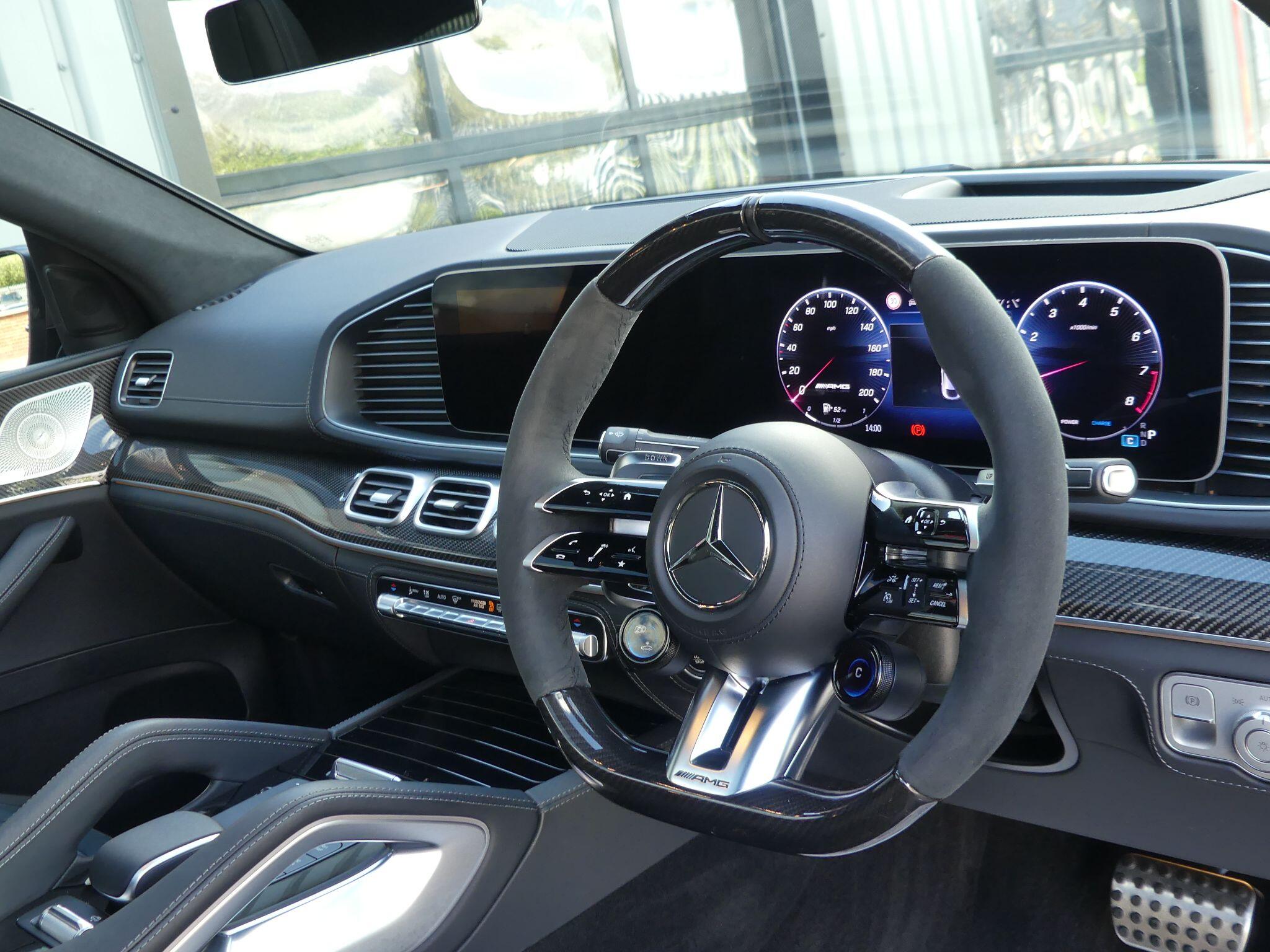 Mercedes-Benz Gle view 13