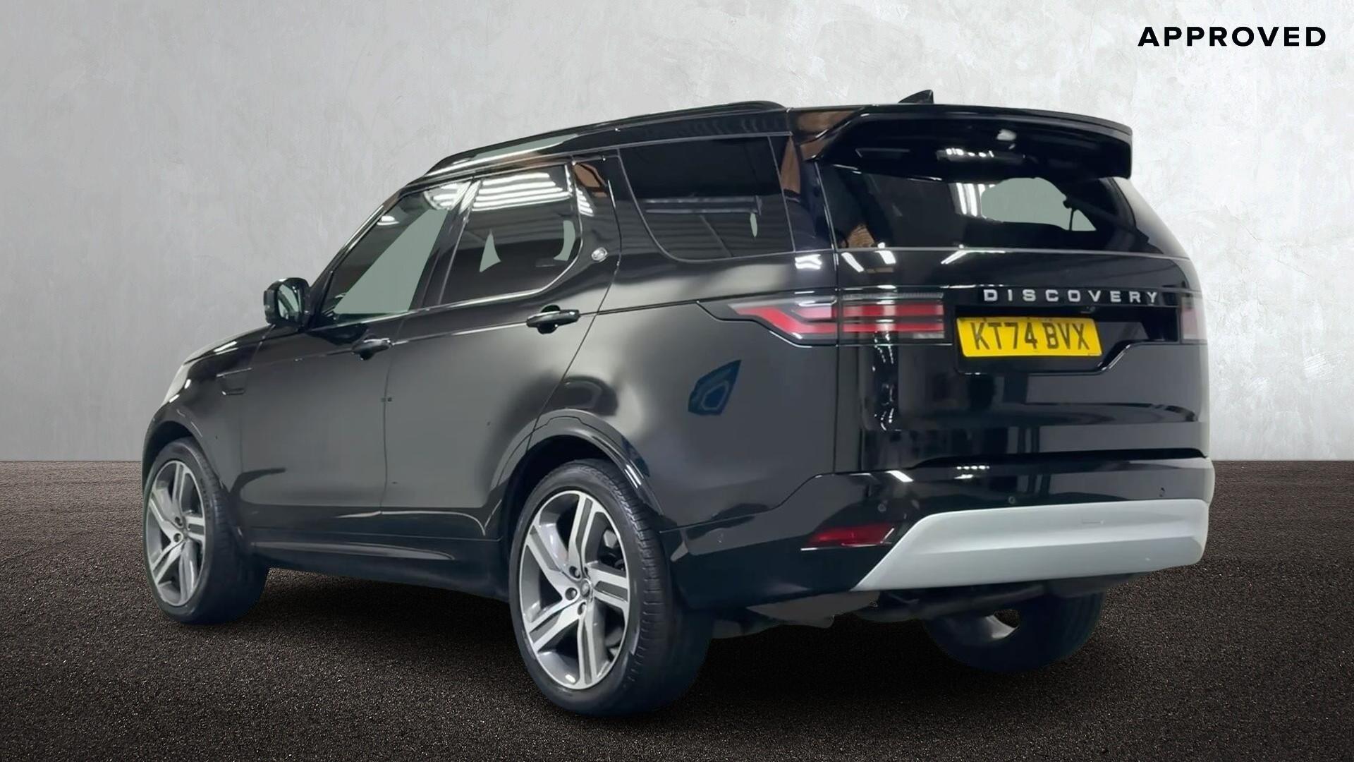 Land Rover Discovery view 2