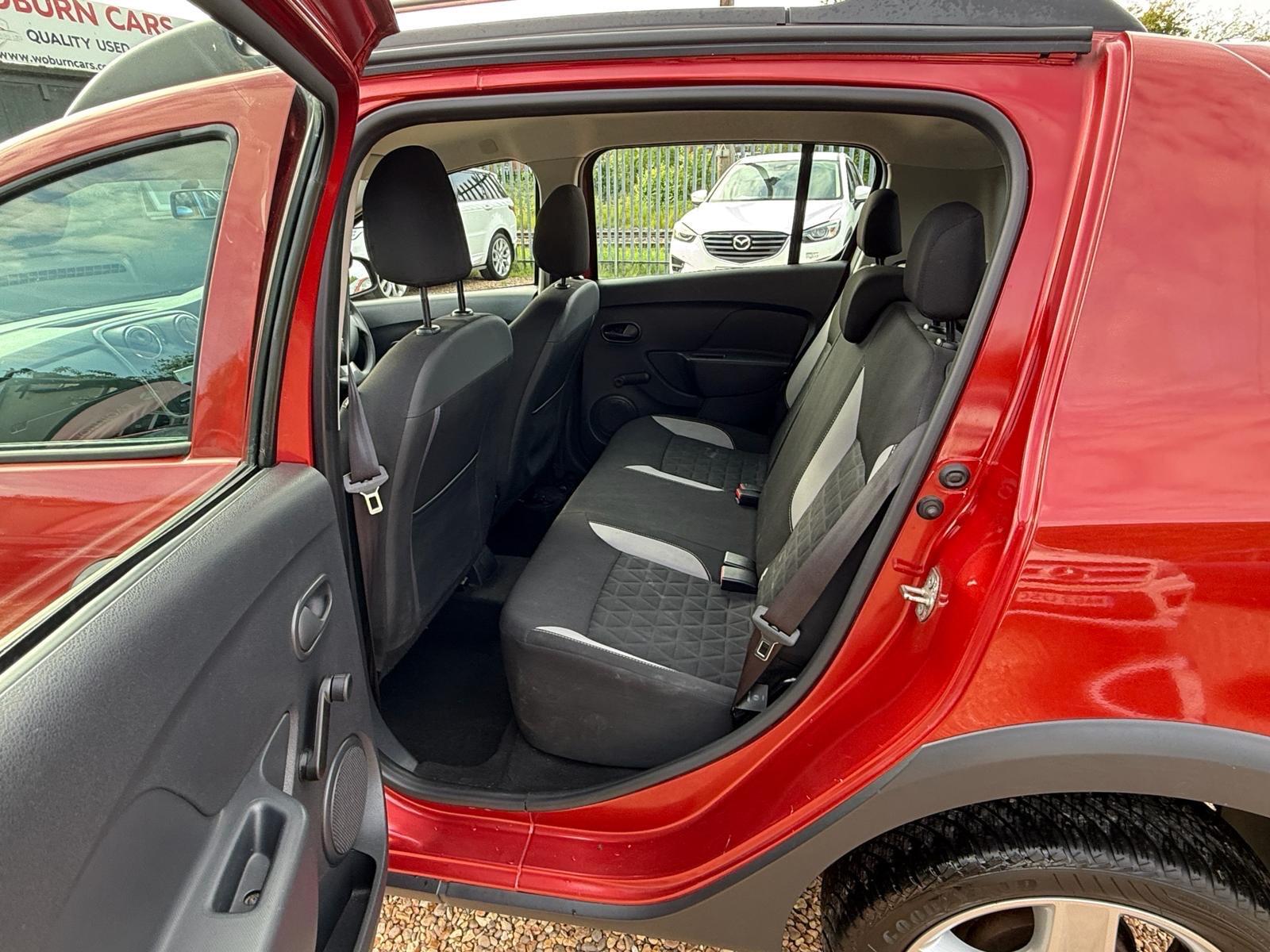 Dacia Sandero Stepway view 31