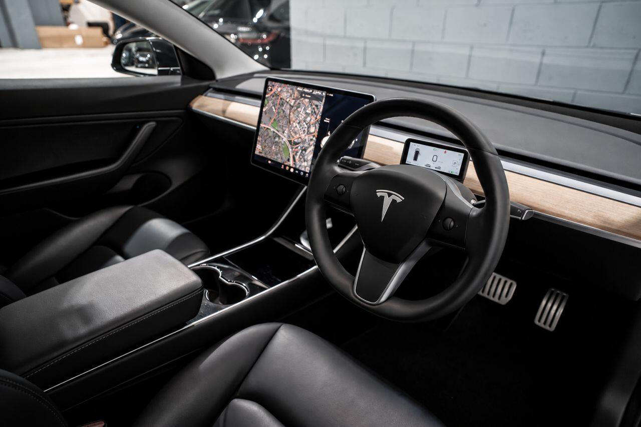 Tesla Model 3 view 10