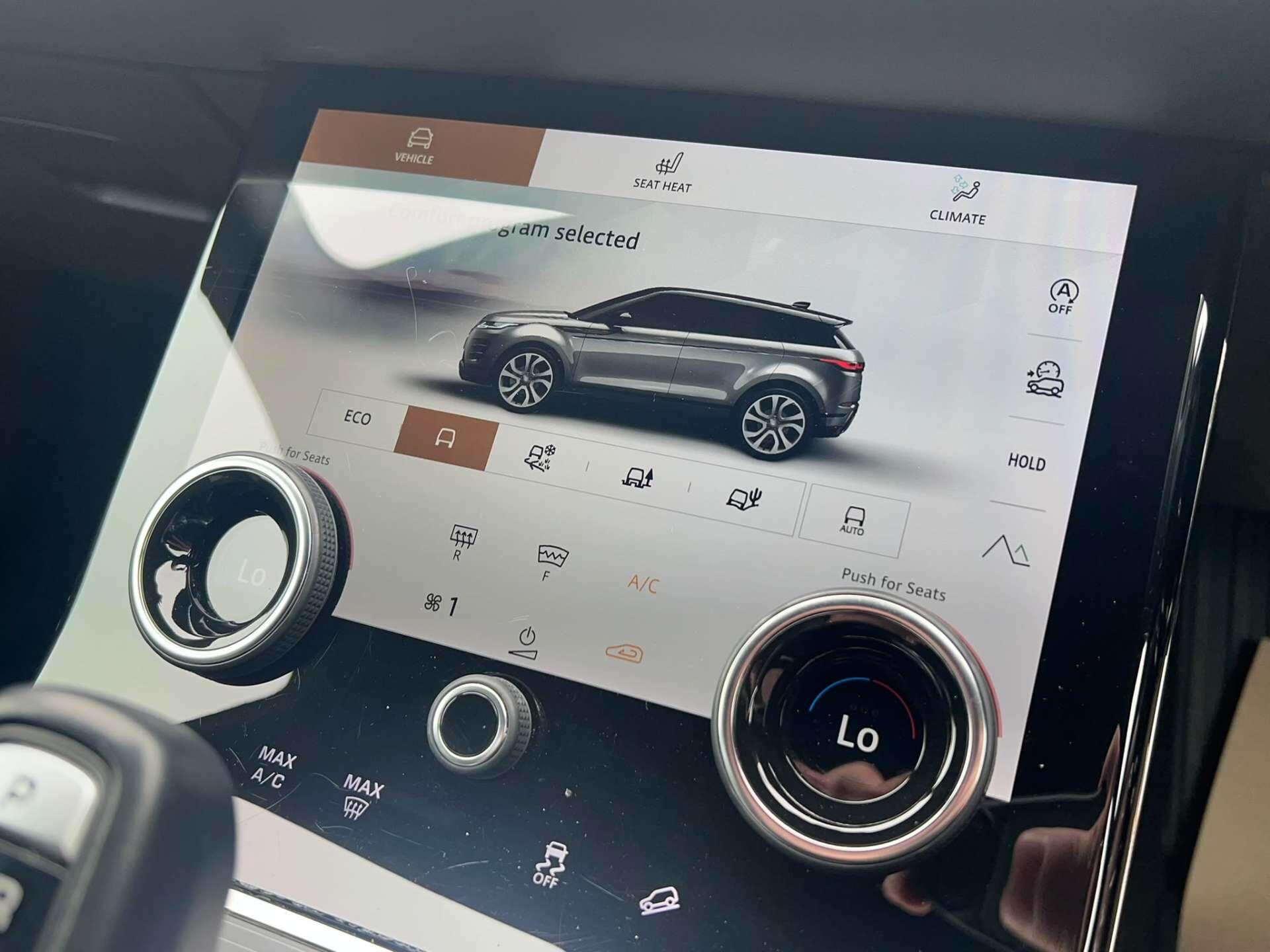 Land Rover Range Rover Evoque view 38