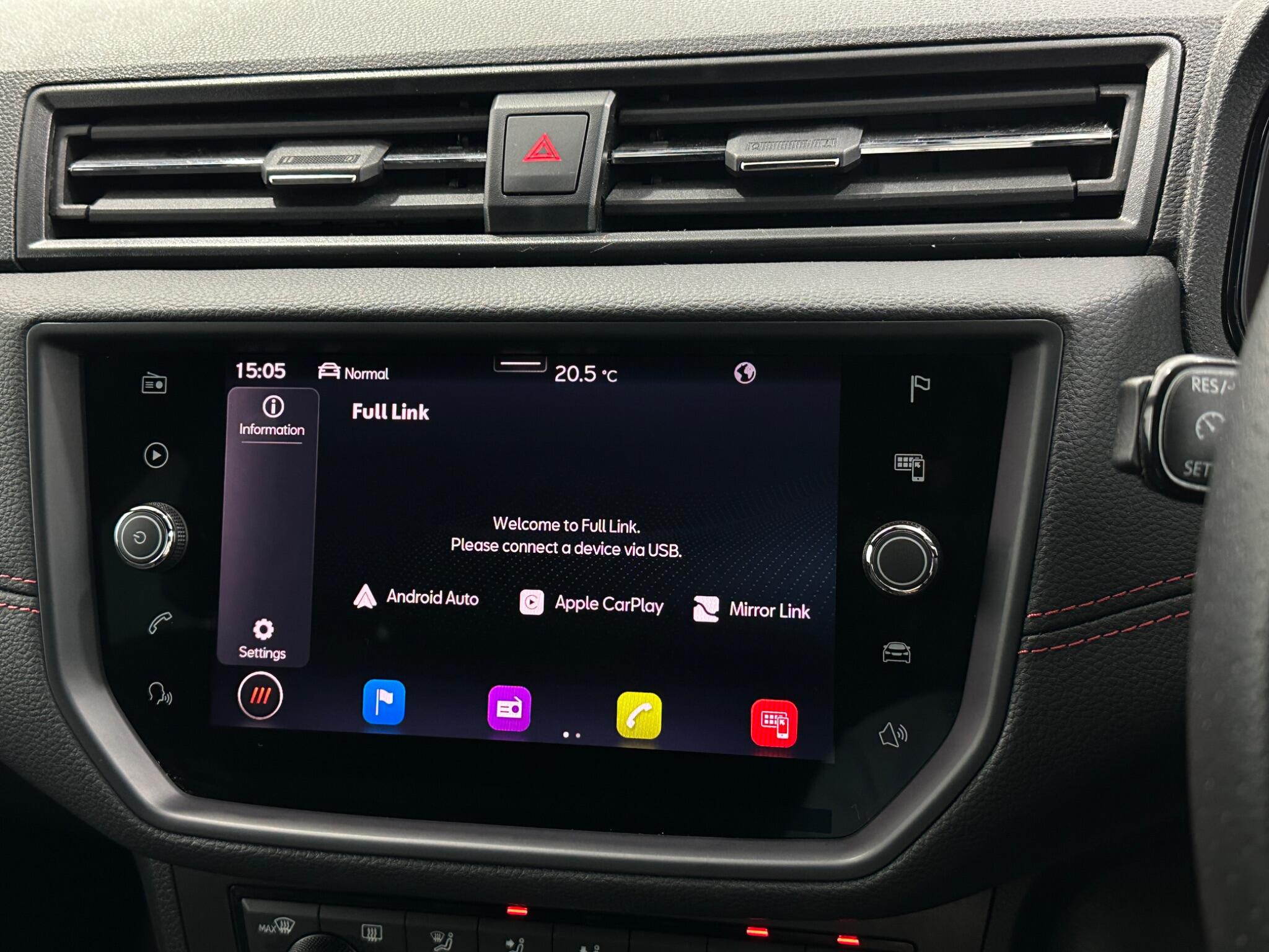 Seat Arona view 23