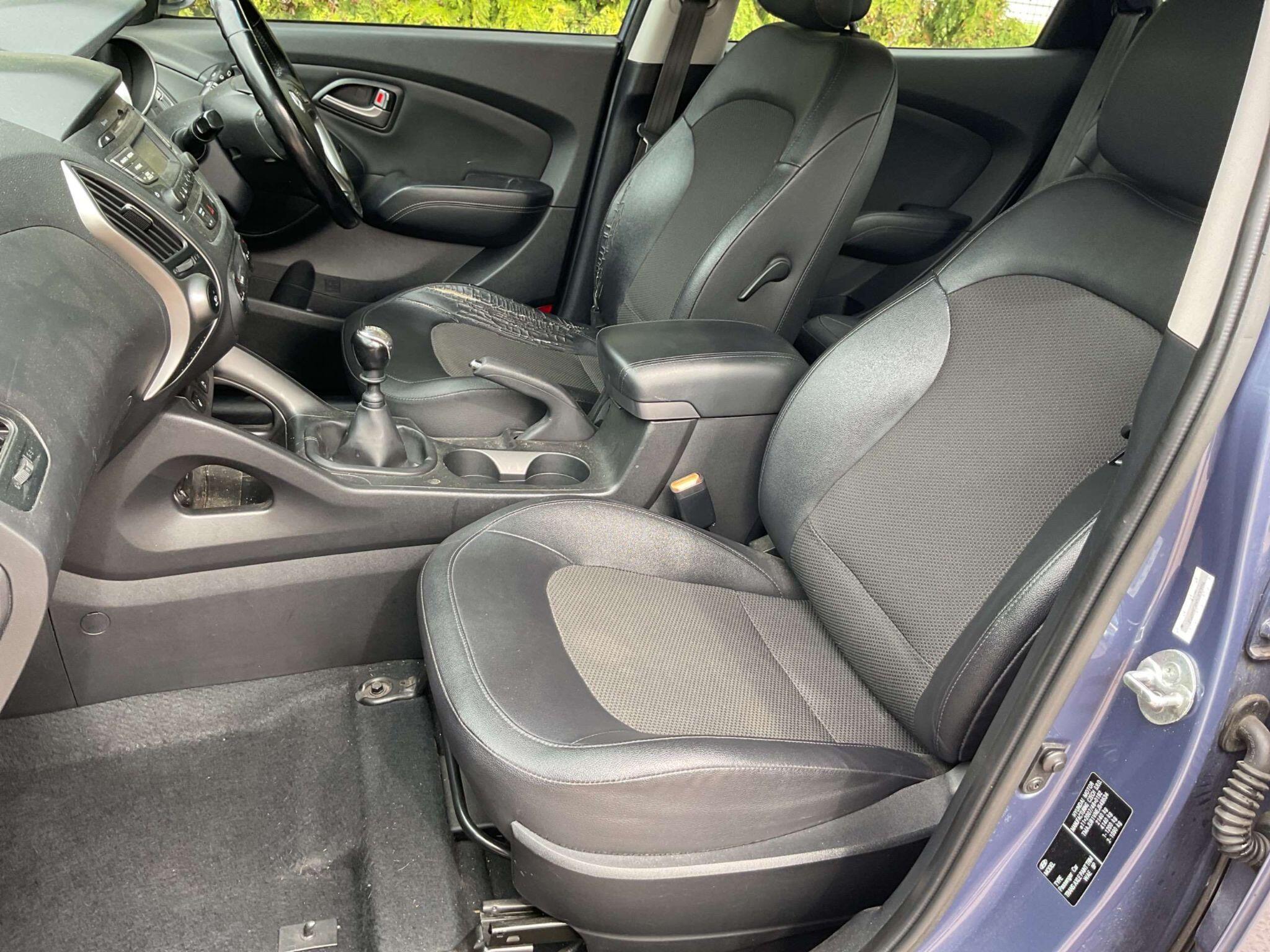 Hyundai Ix35 view 8