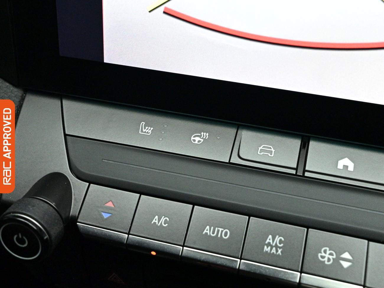 Vauxhall Astra view 14