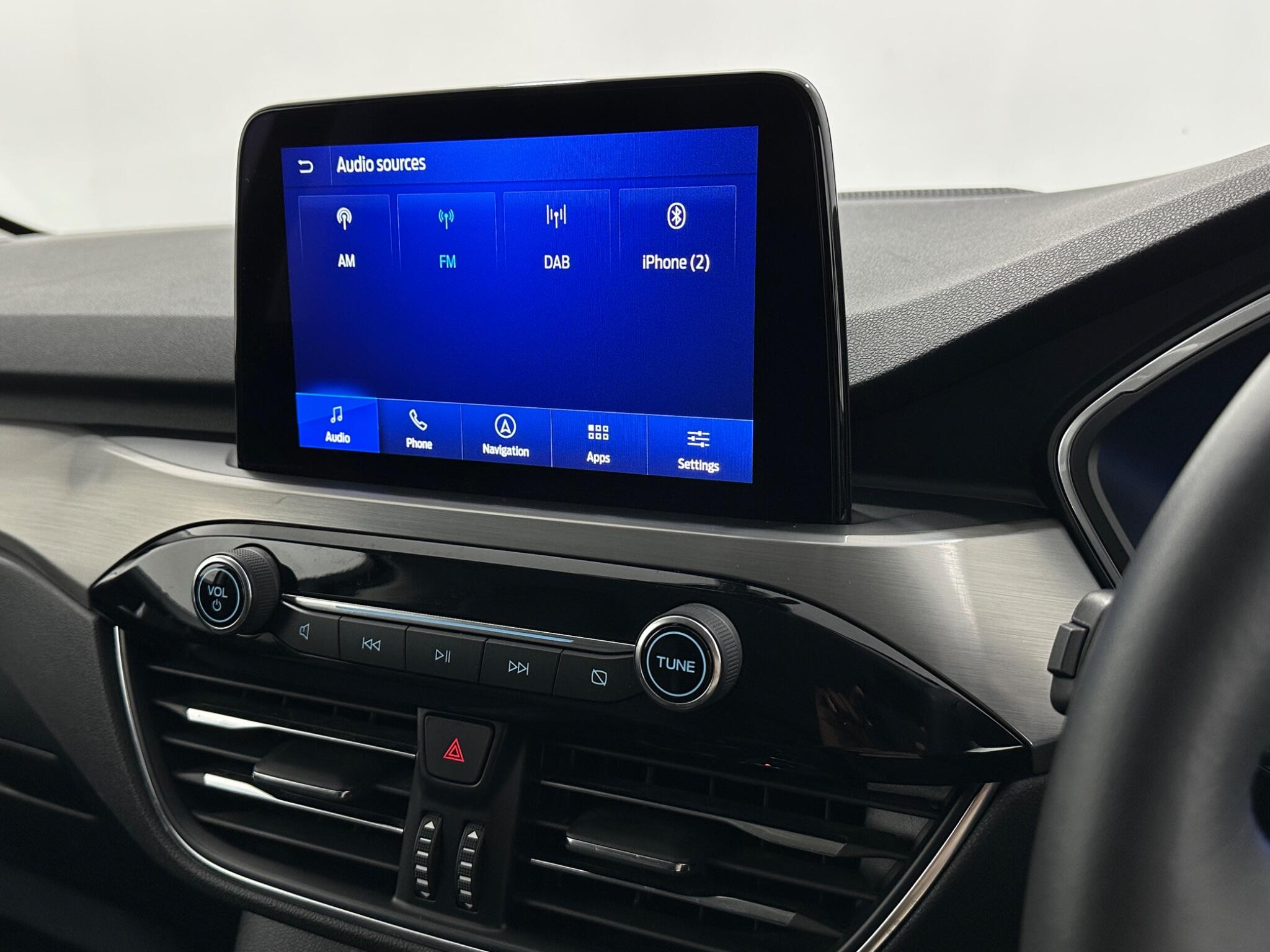 Ford Kuga view 25